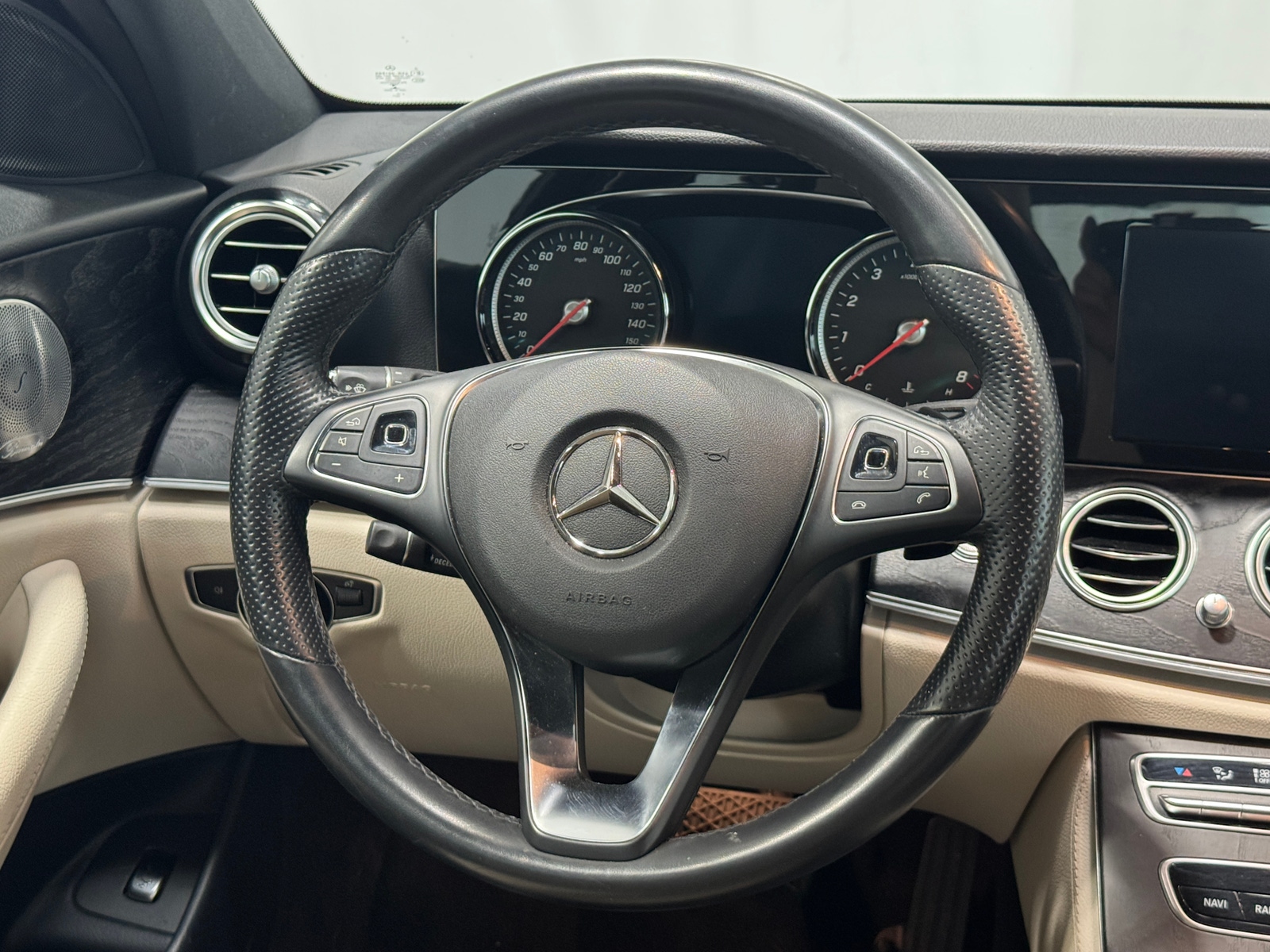 Thumbnail: 2018 Mercedes-Benz E-Class - 4