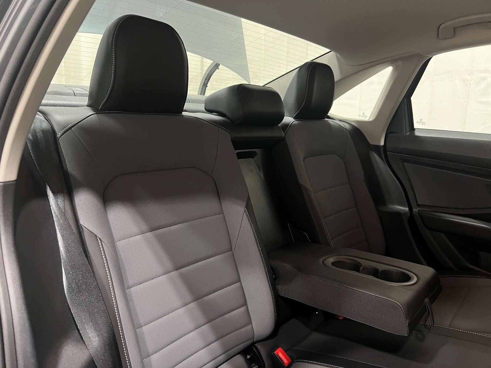 Thumbnail: 2025 Volkswagen Jetta - 5