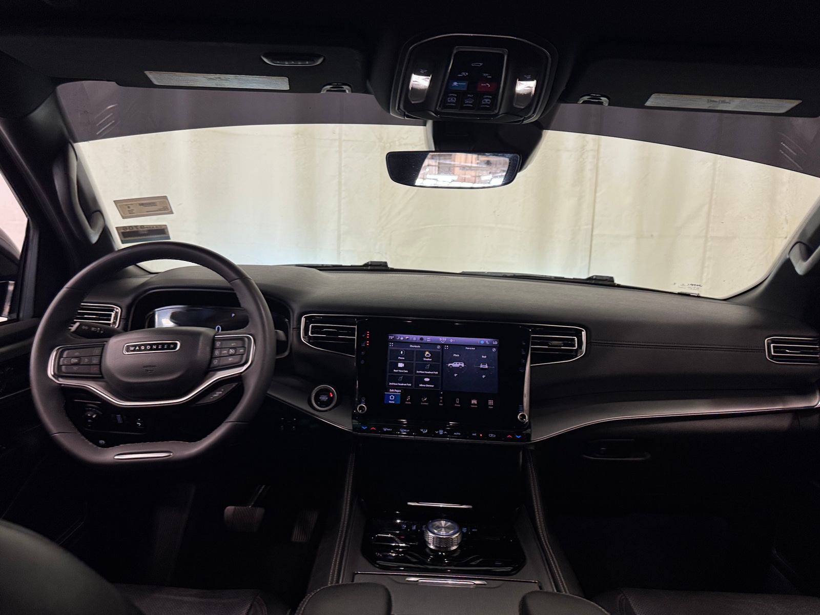 Thumbnail: 2023 Jeep Wagoneer - 2