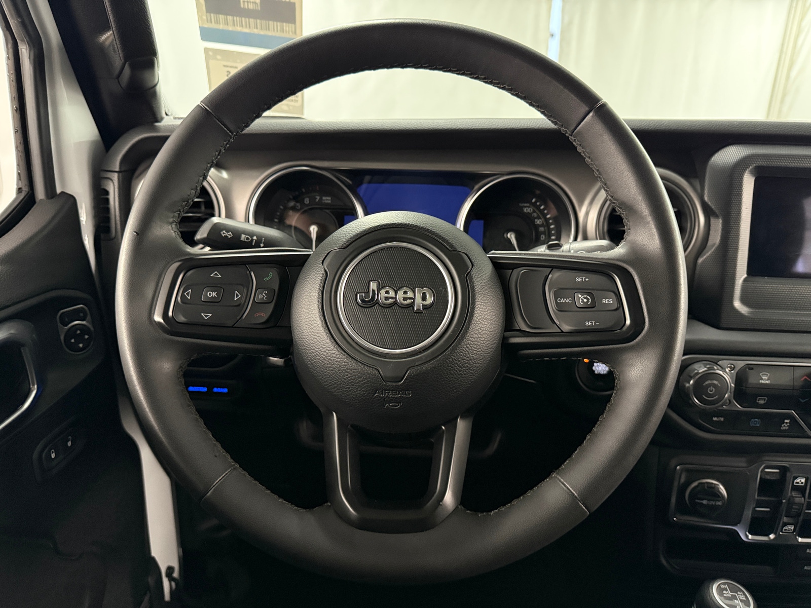 Thumbnail: 2023 Jeep Wrangler - 5