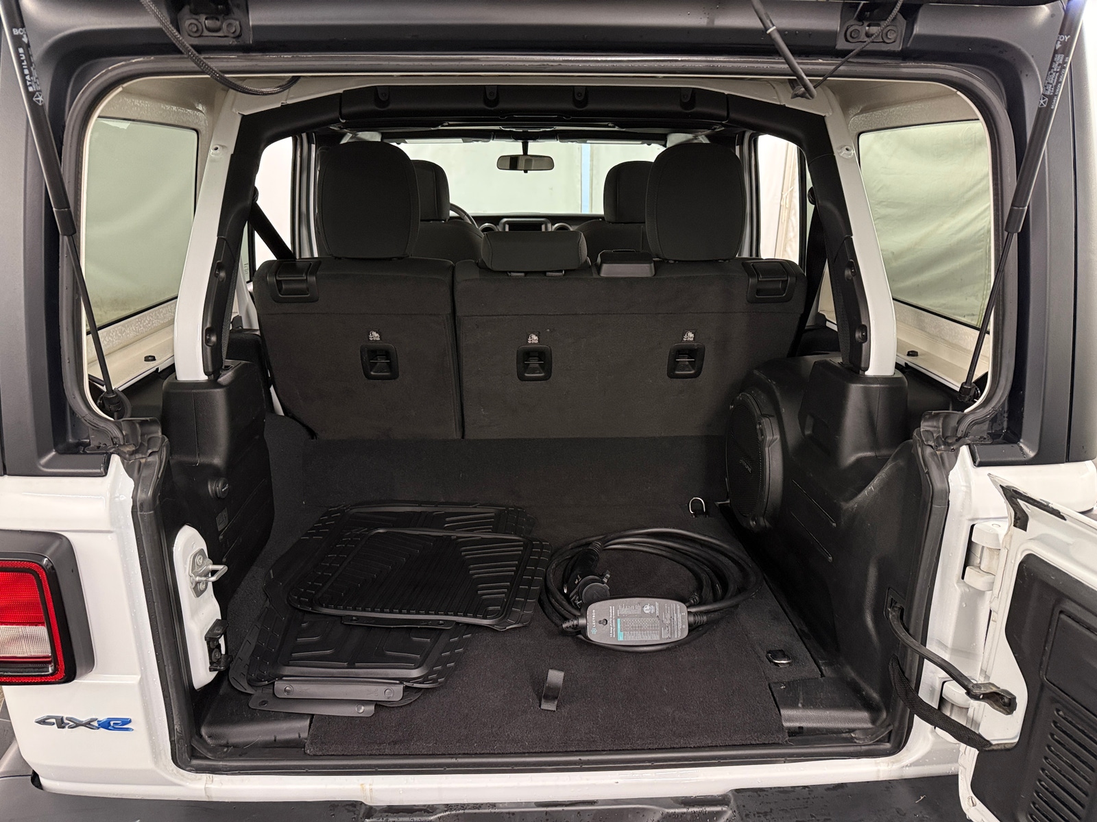 Thumbnail: 2023 Jeep Wrangler - 7