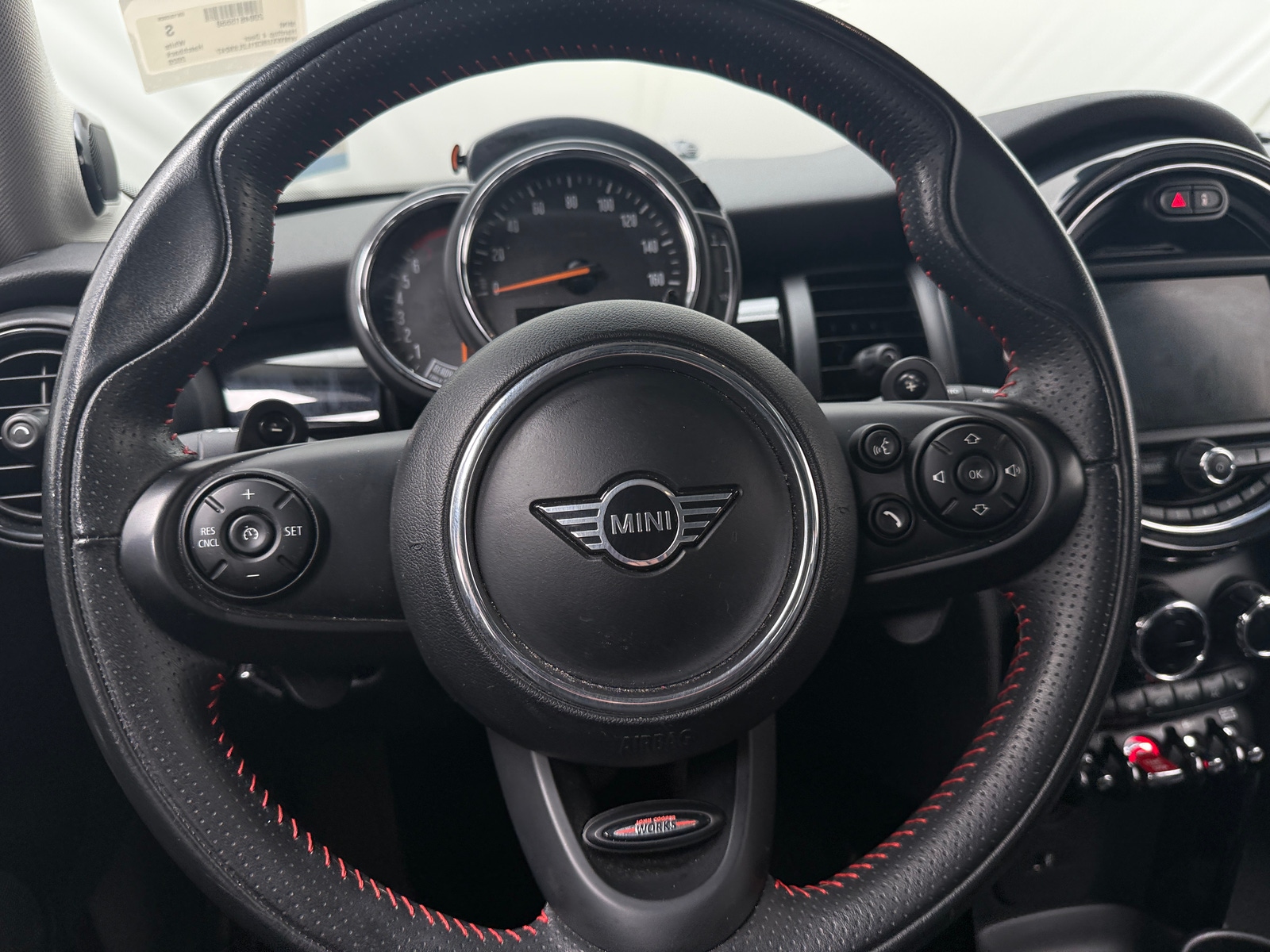 Thumbnail: 2020 MINI Cooper Hardtop - 4