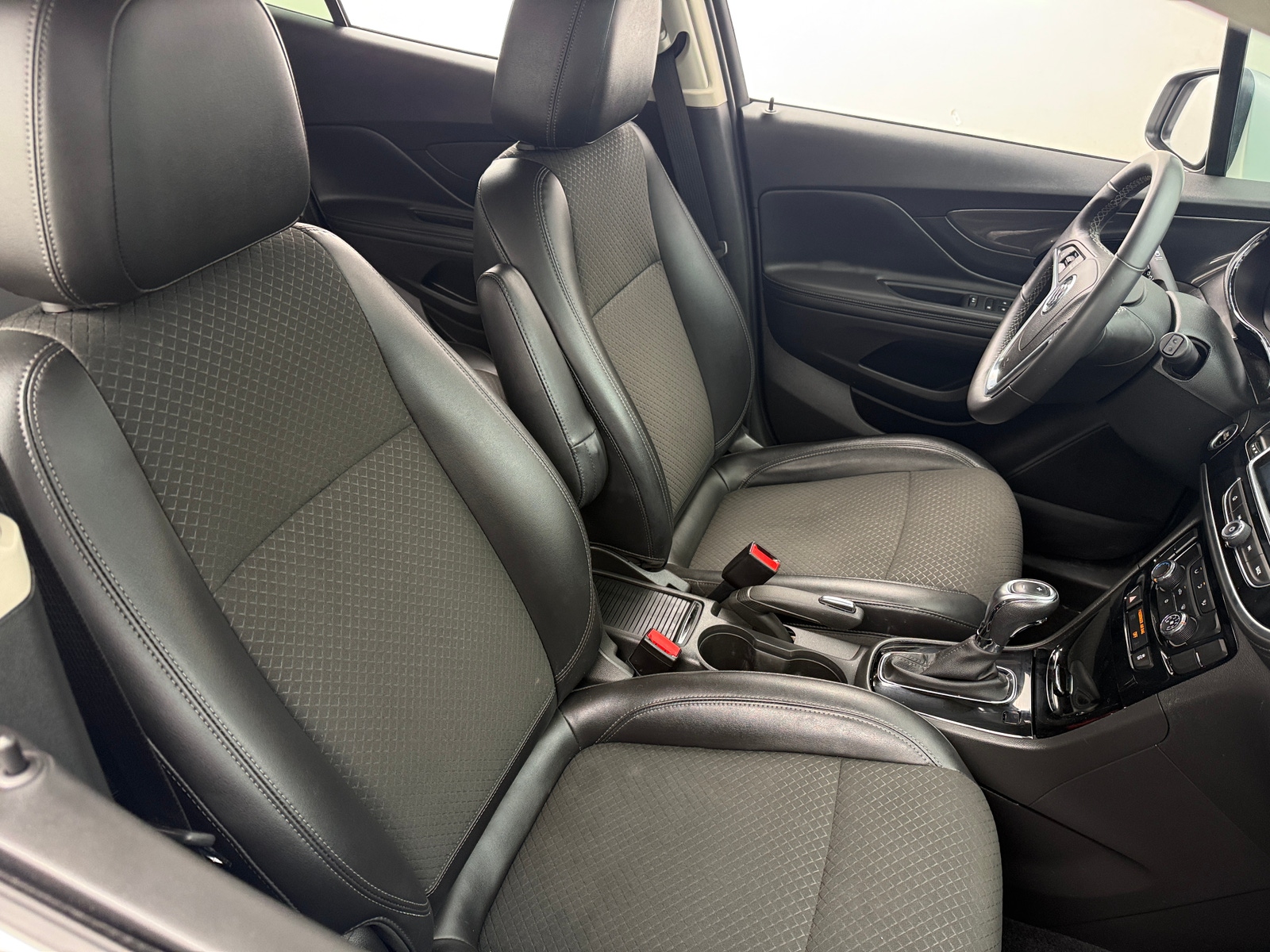 Thumbnail: 2019 Buick Encore - 2