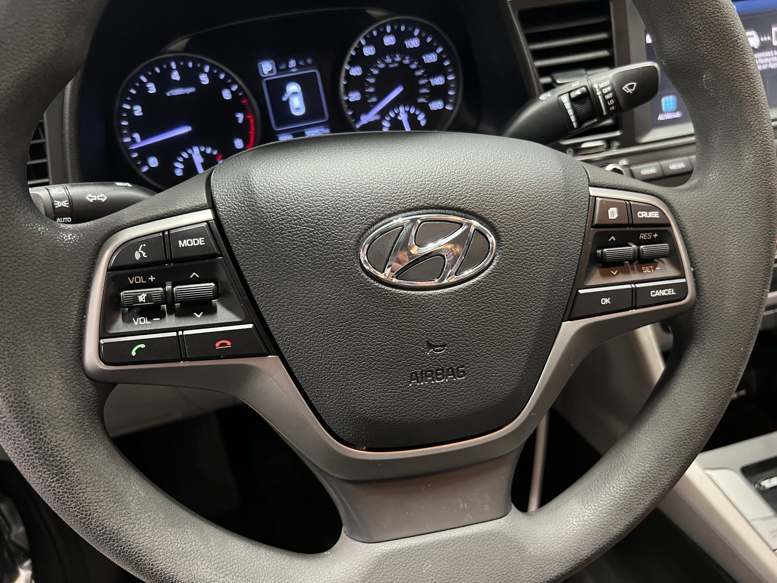 Thumbnail: 2018 Hyundai Elantra - 5