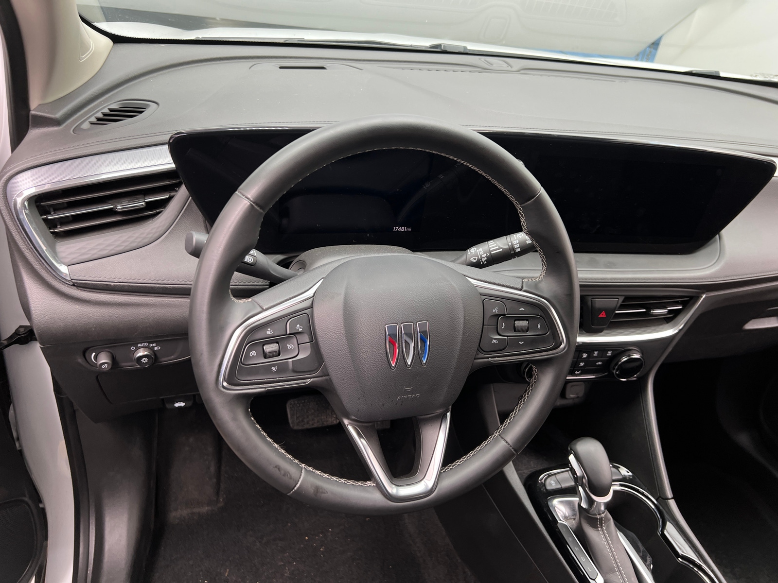 Thumbnail: 2025 Buick Encore GX - 4