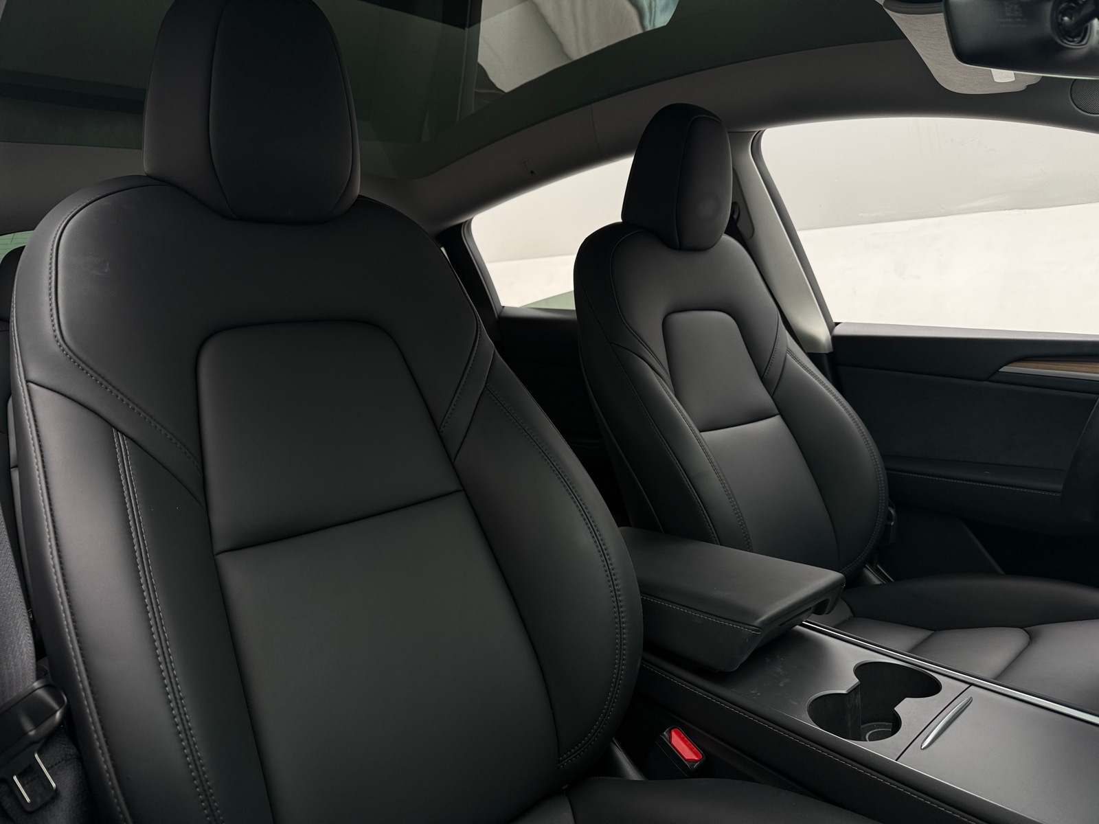 Thumbnail: 2025 Tesla Model Y - 2