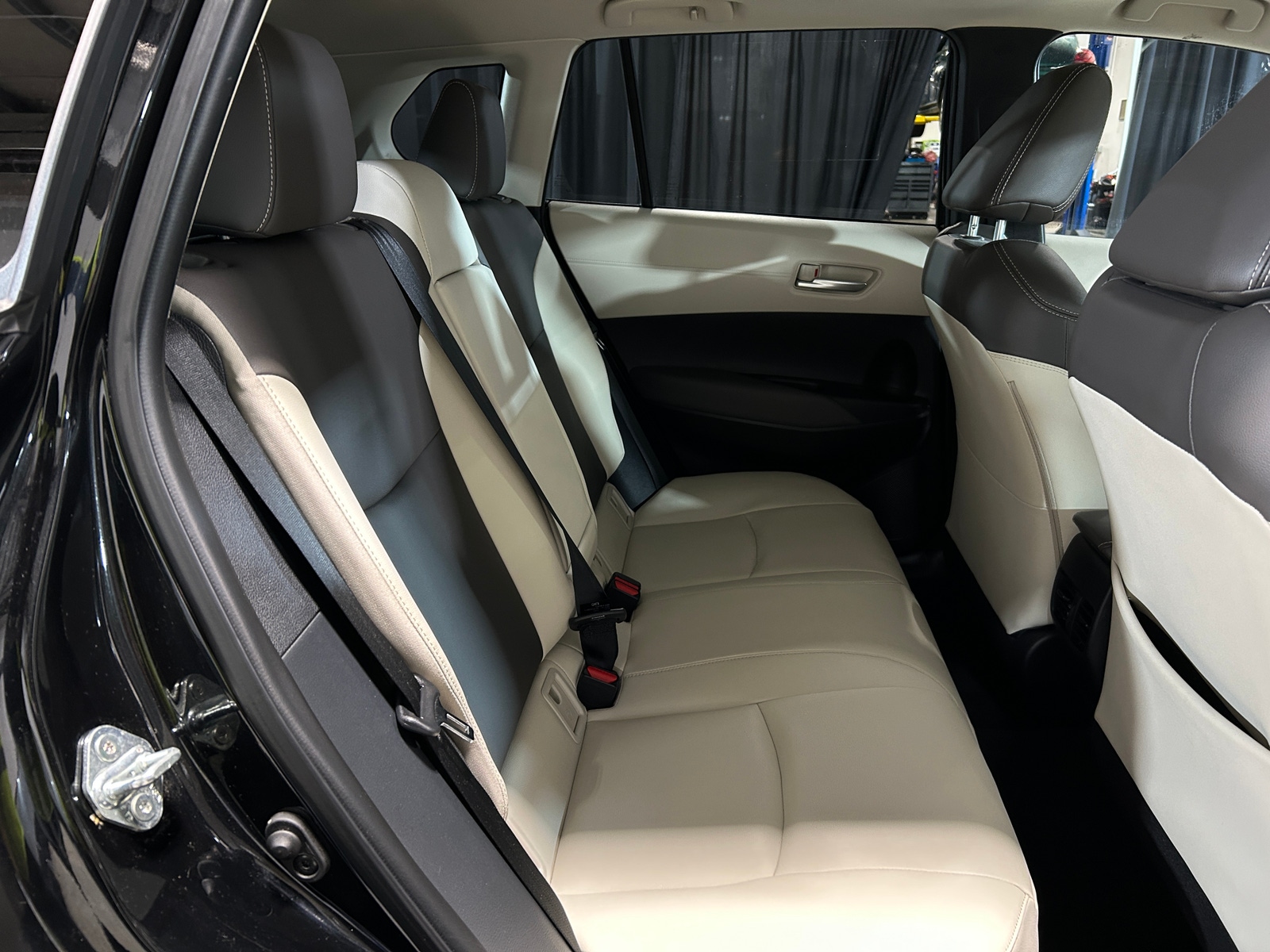 Thumbnail: 2023 Toyota Corolla Cross - 6