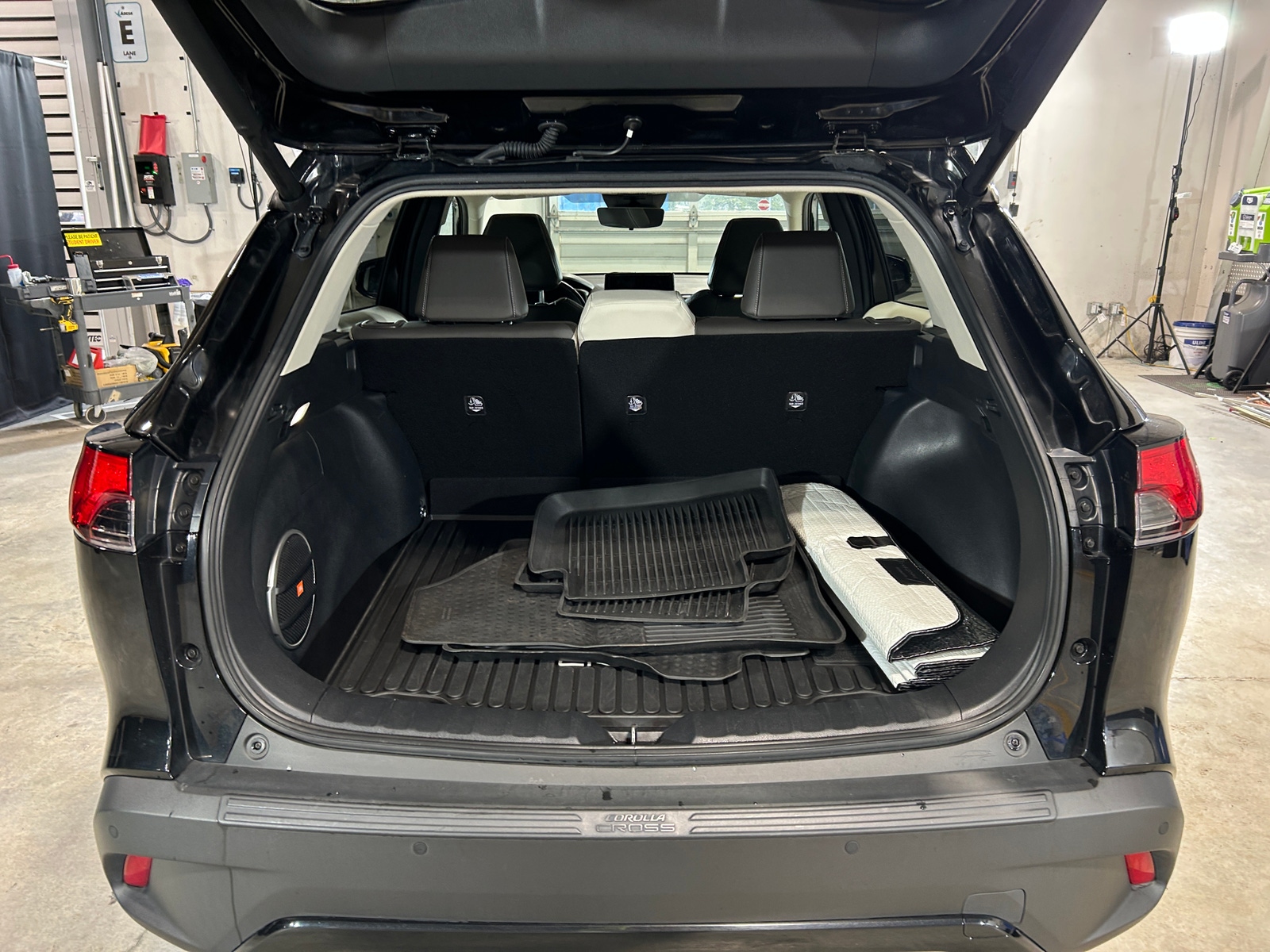 Thumbnail: 2023 Toyota Corolla Cross - 7