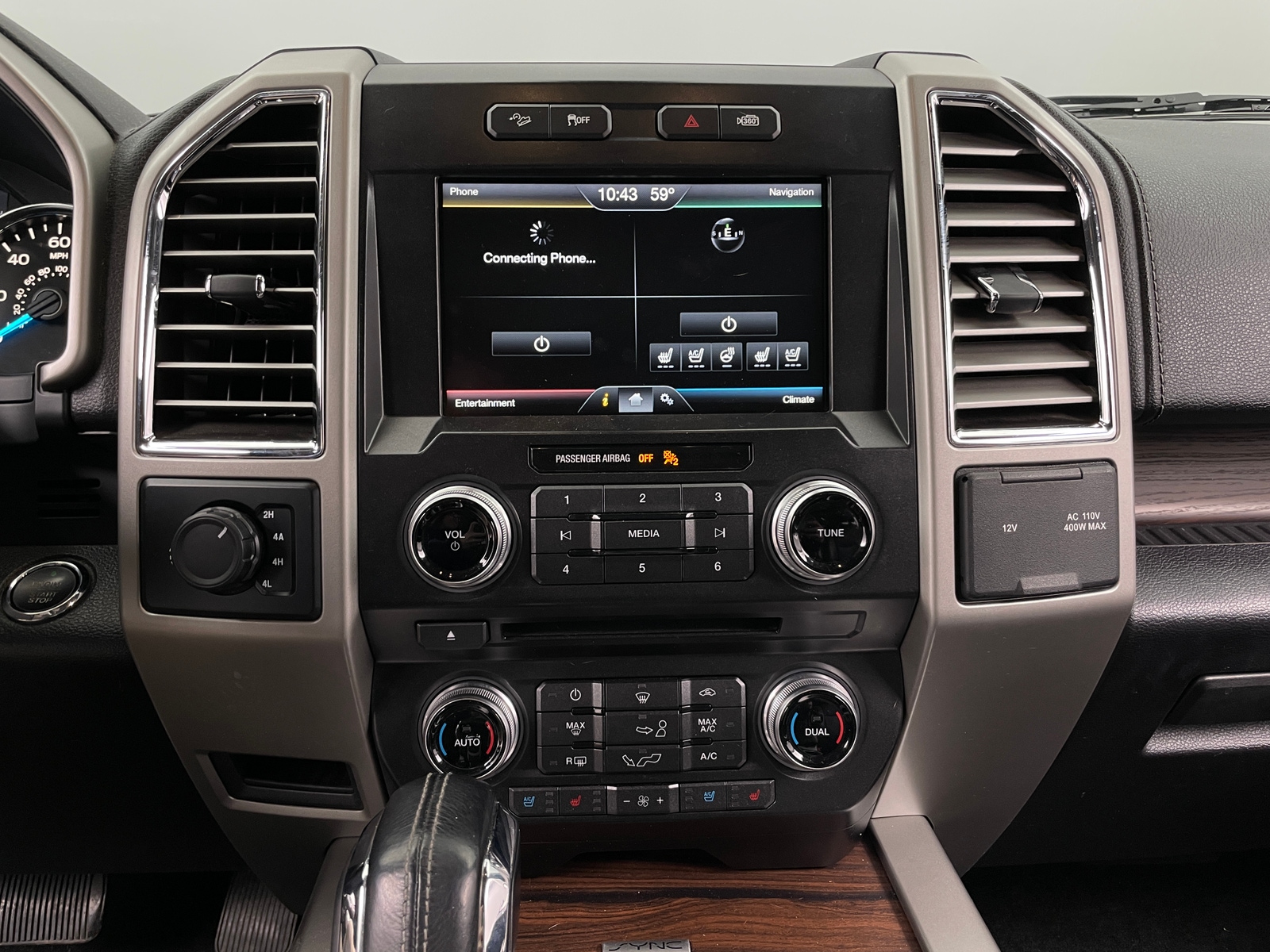 Thumbnail: 2015 Ford Econoline - 3