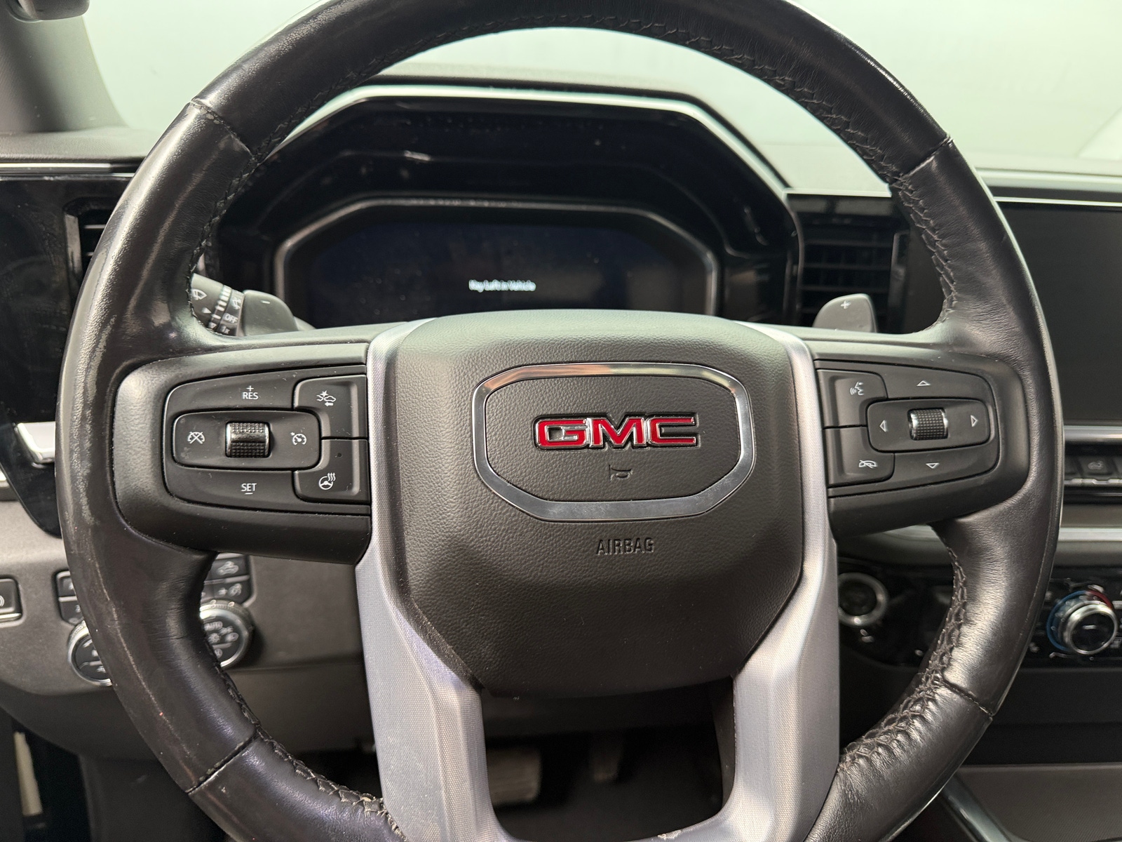 Thumbnail: 2022 GMC Sierra 1500 - 4