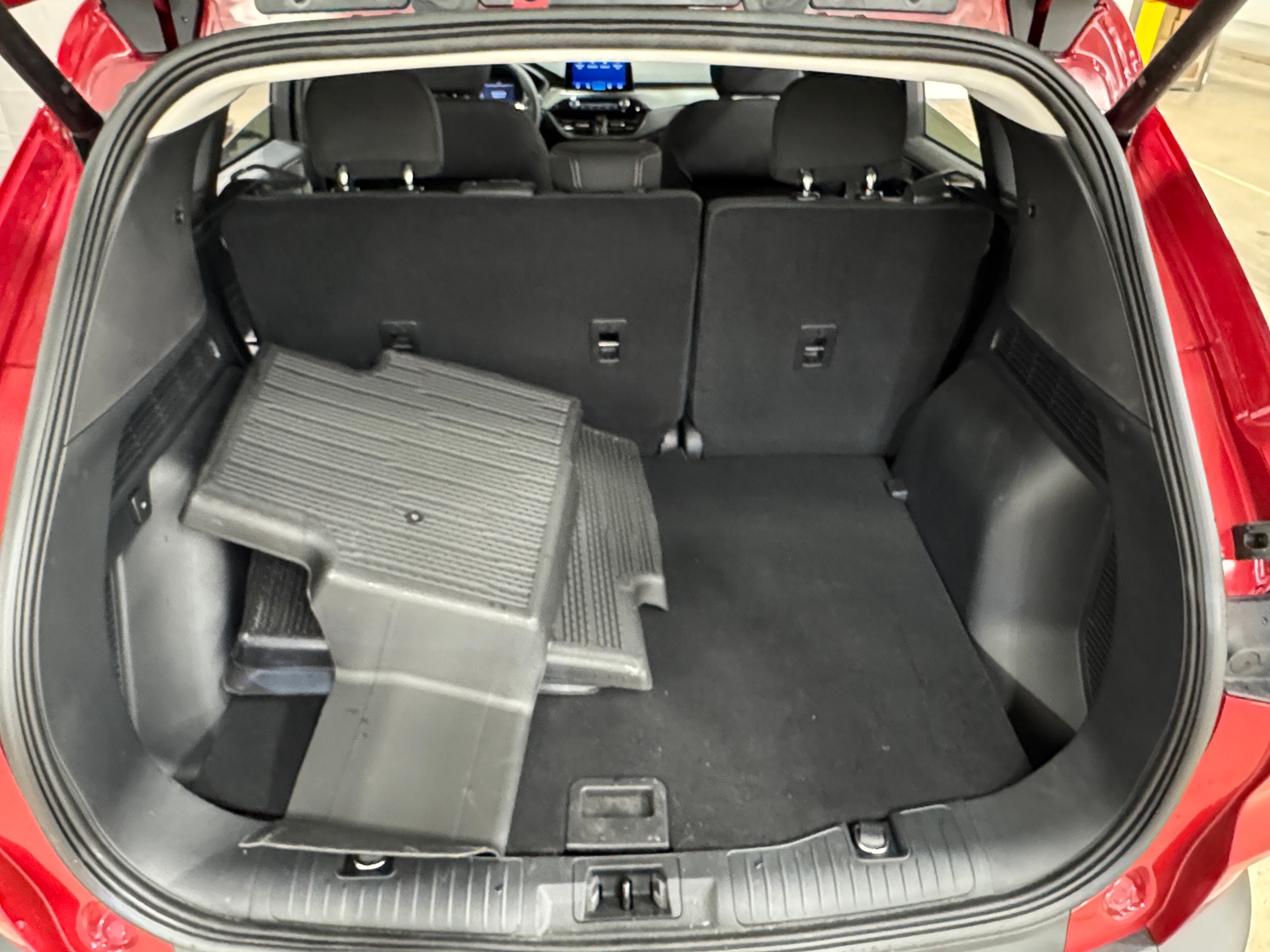 Thumbnail: 2023 Ford Escape - 7