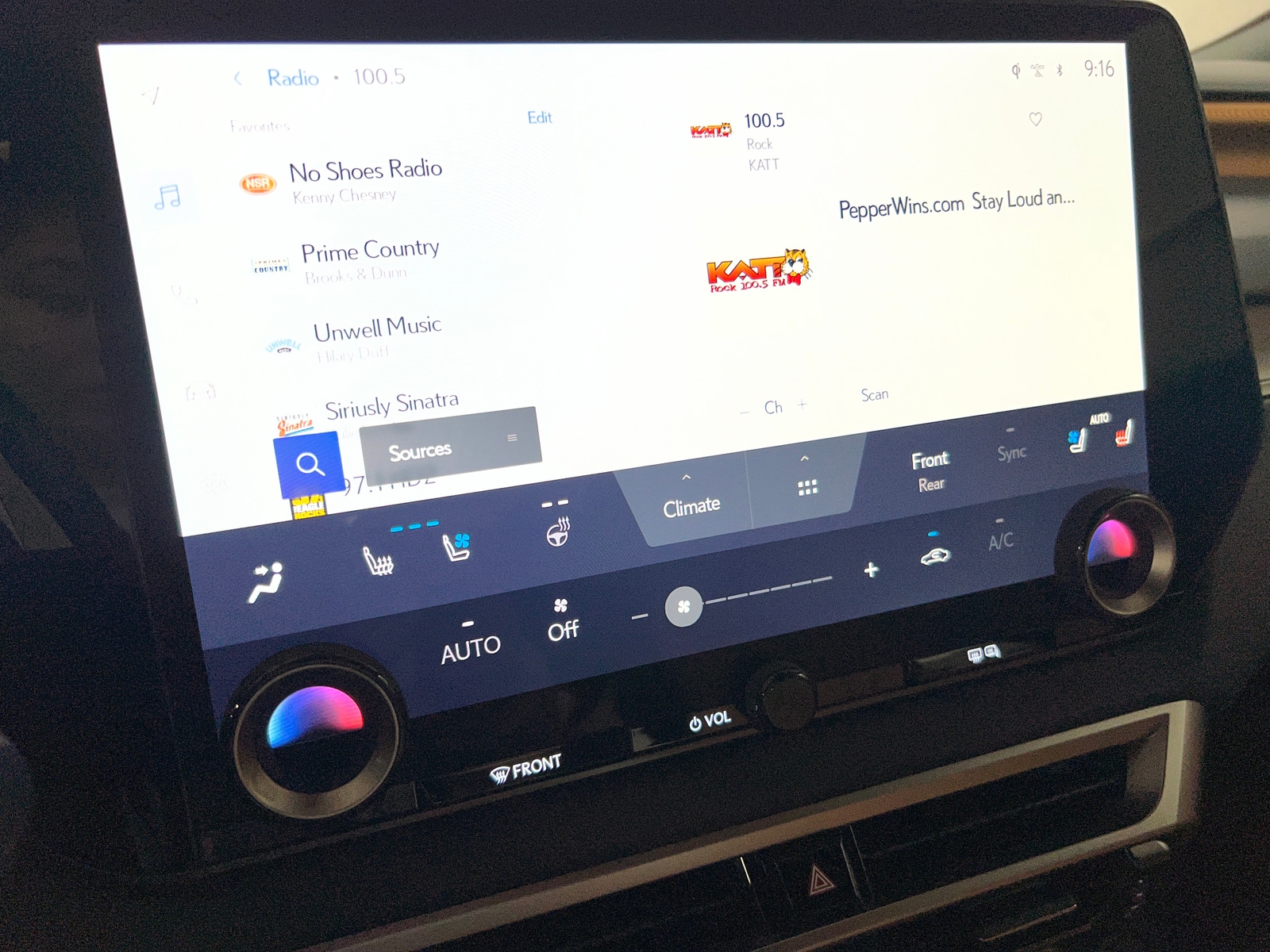 Thumbnail: 2025 Lexus RX - 4