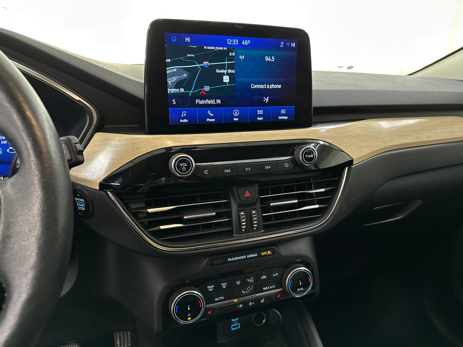 Thumbnail: 2022 Ford Escape - 3