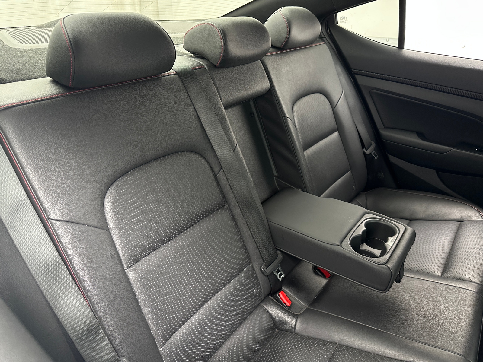 Thumbnail: 2018 Hyundai Elantra - 5