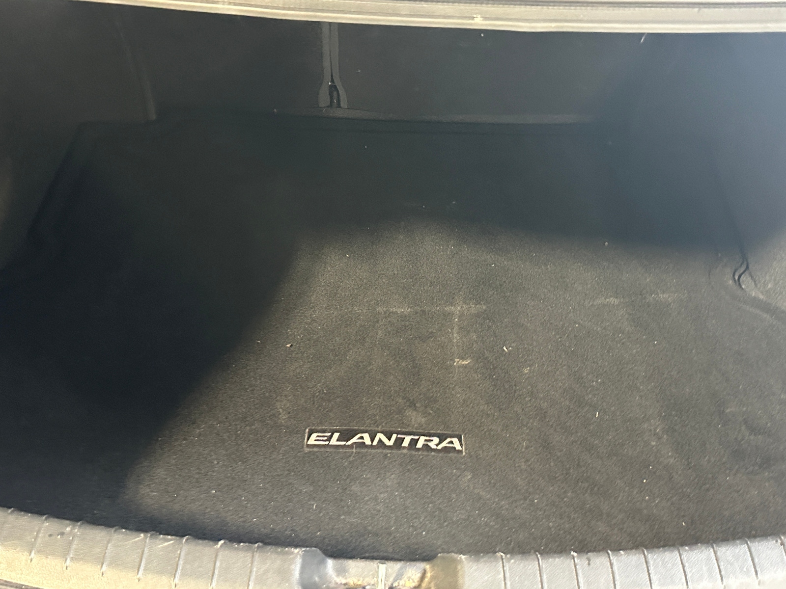 Thumbnail: 2018 Hyundai Elantra - 6