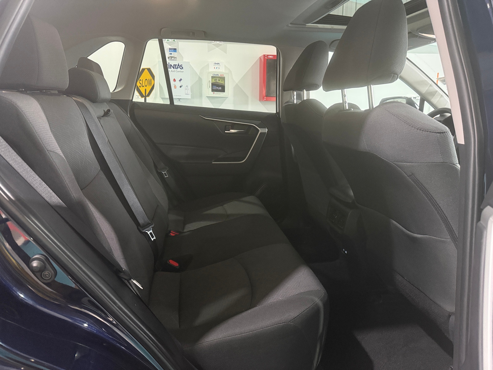 Thumbnail: 2025 Toyota RAV4 - 6