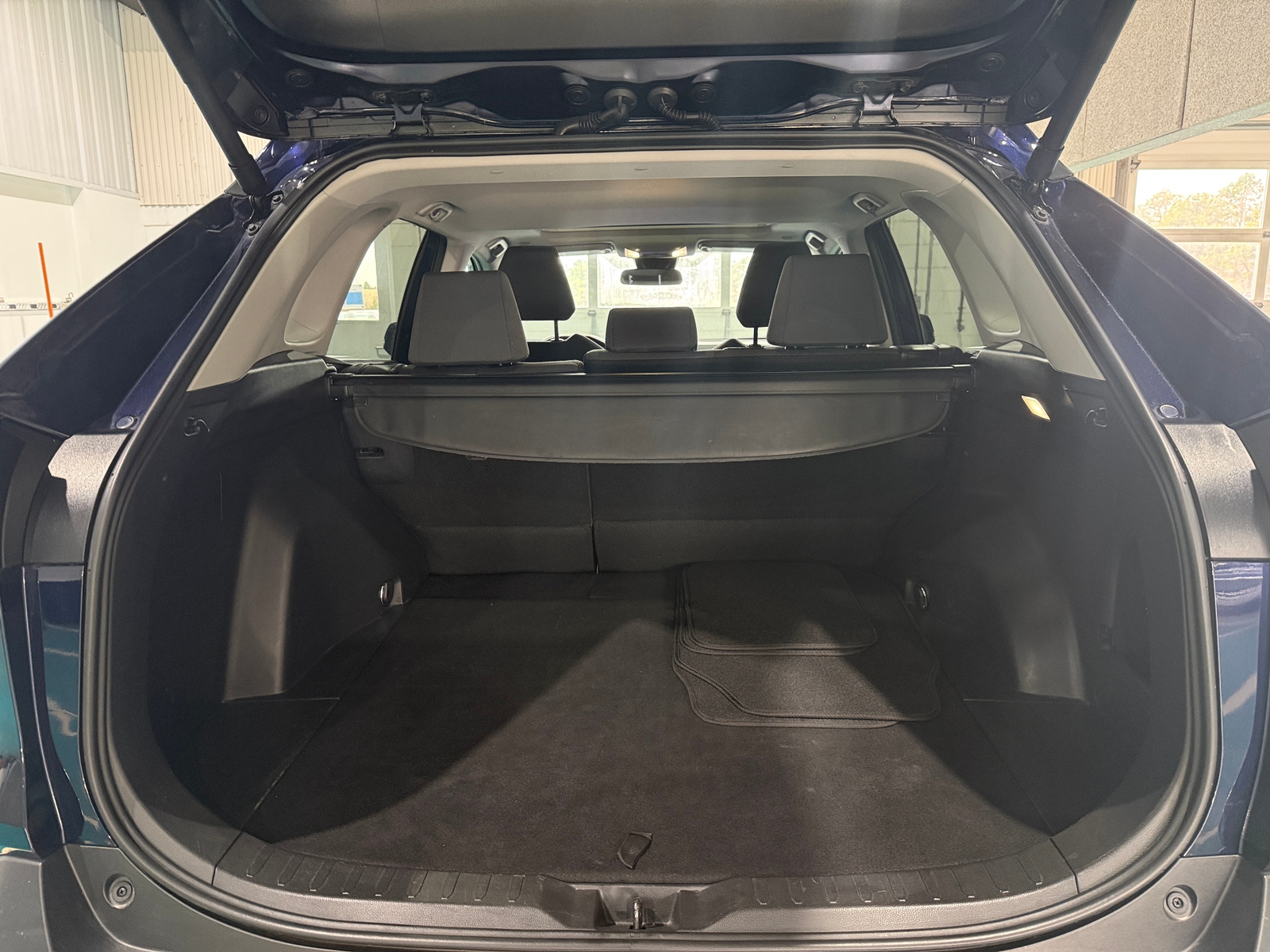 Thumbnail: 2025 Toyota RAV4 - 7