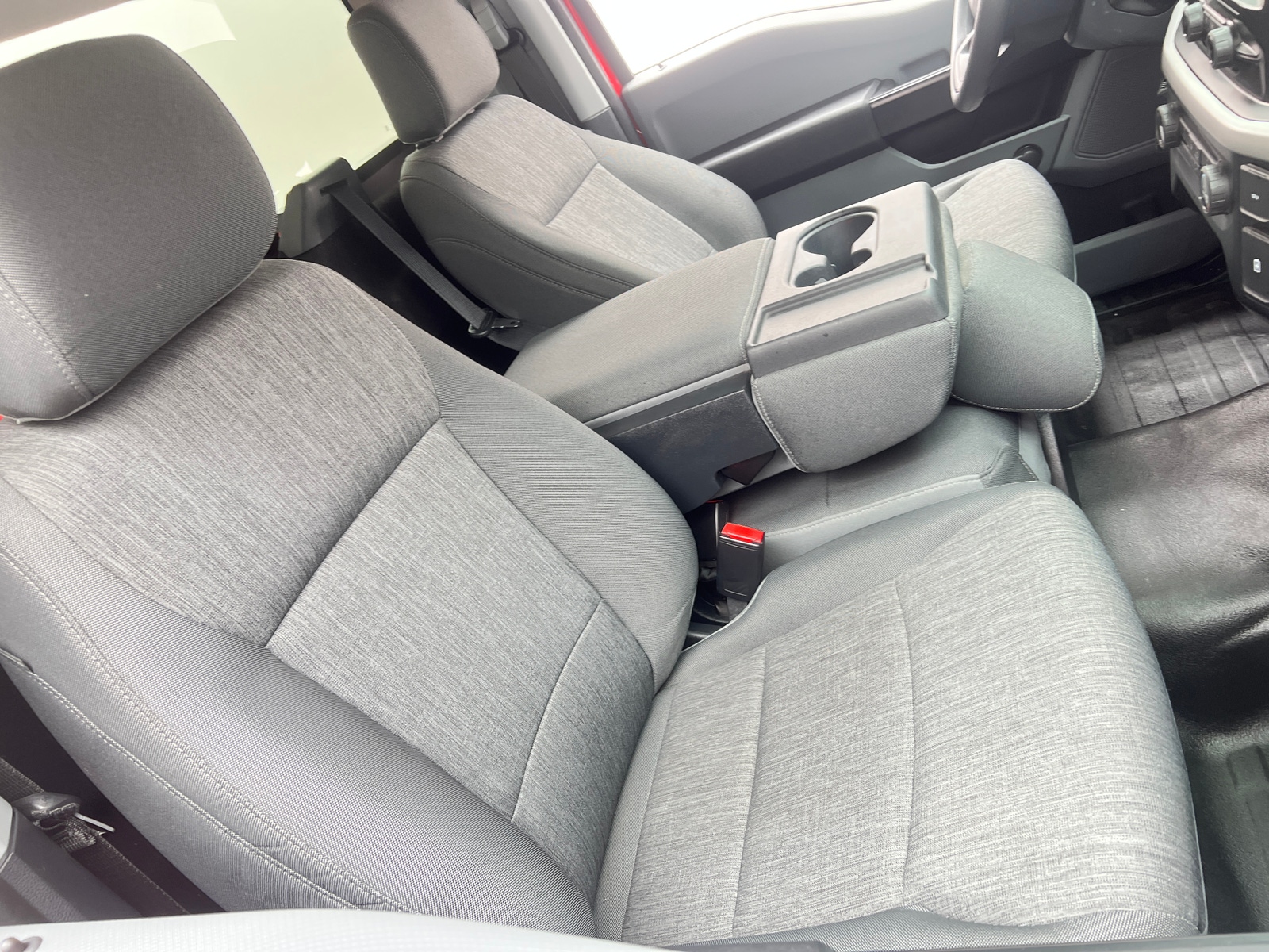 Thumbnail: 2022 Ford Econoline - 2