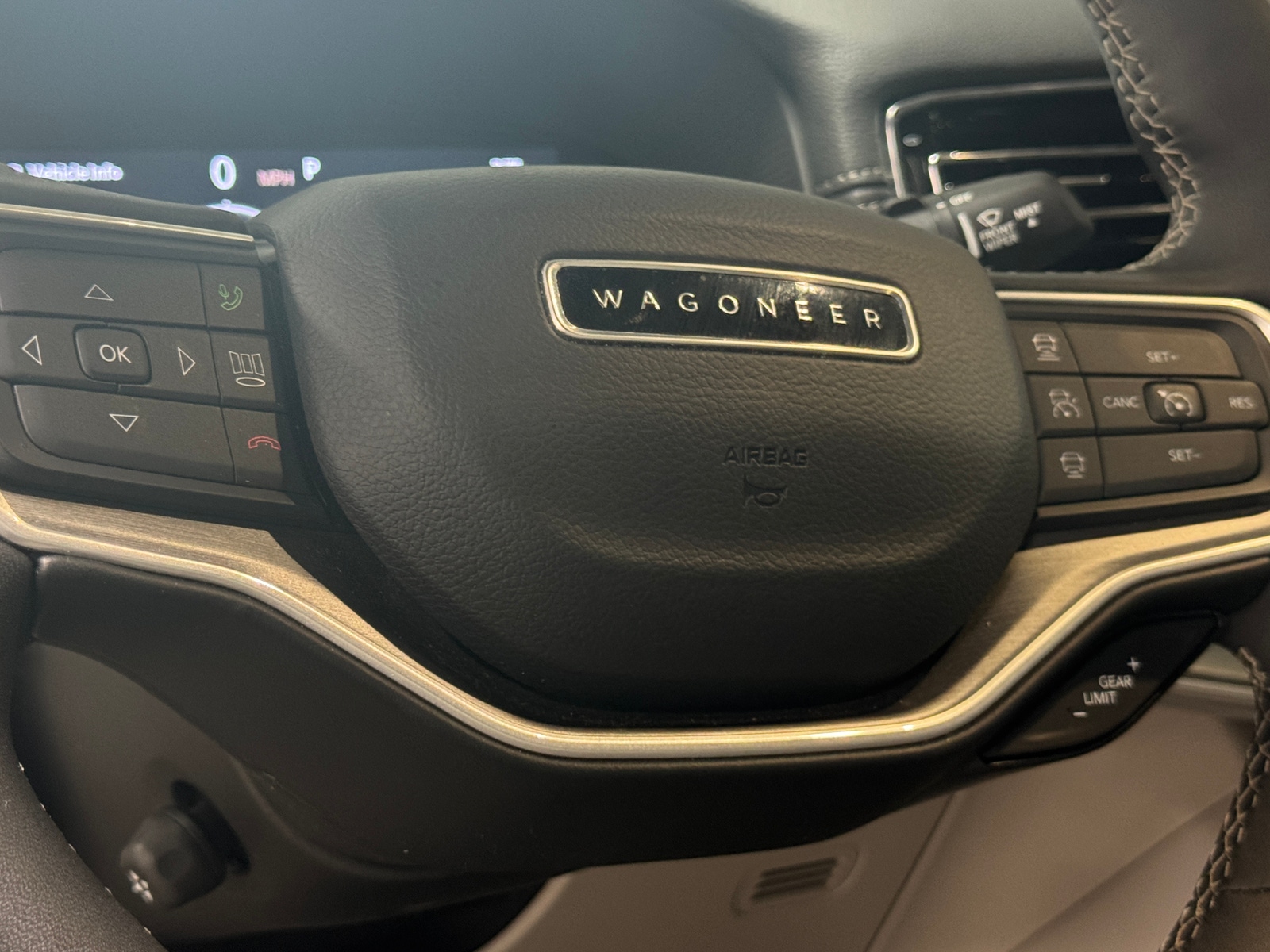 Thumbnail: 2025 Jeep Wagoneer - 4