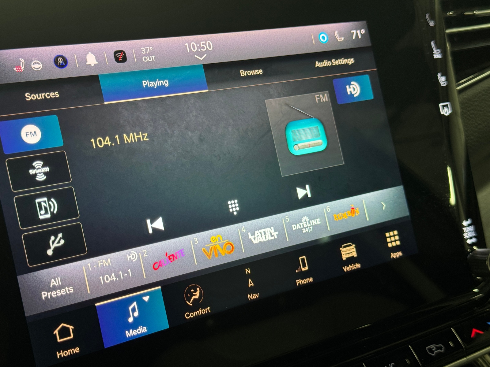 Thumbnail: 2025 Jeep Wagoneer - 3