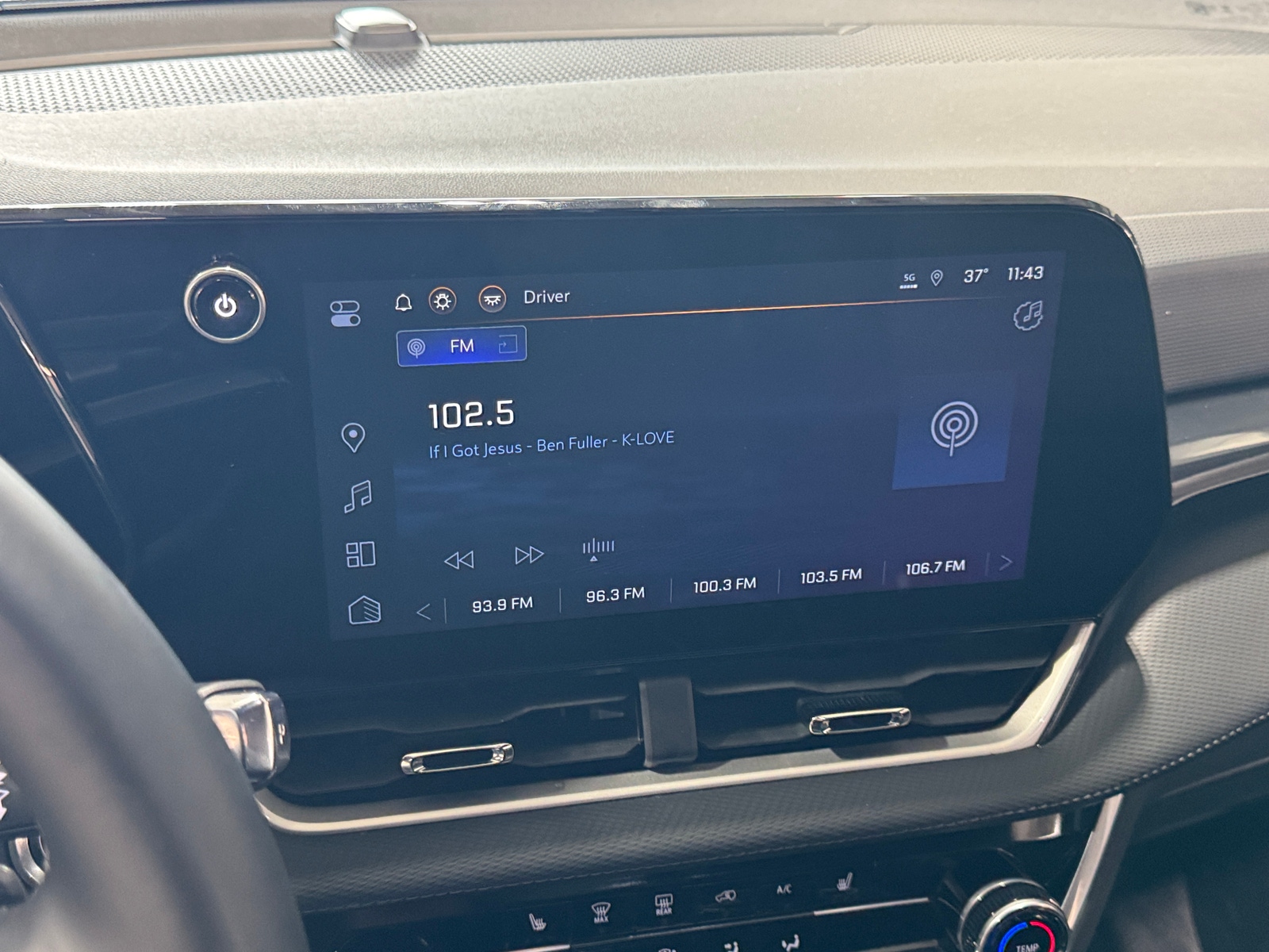 Thumbnail: 2025 Chevrolet Equinox - 4