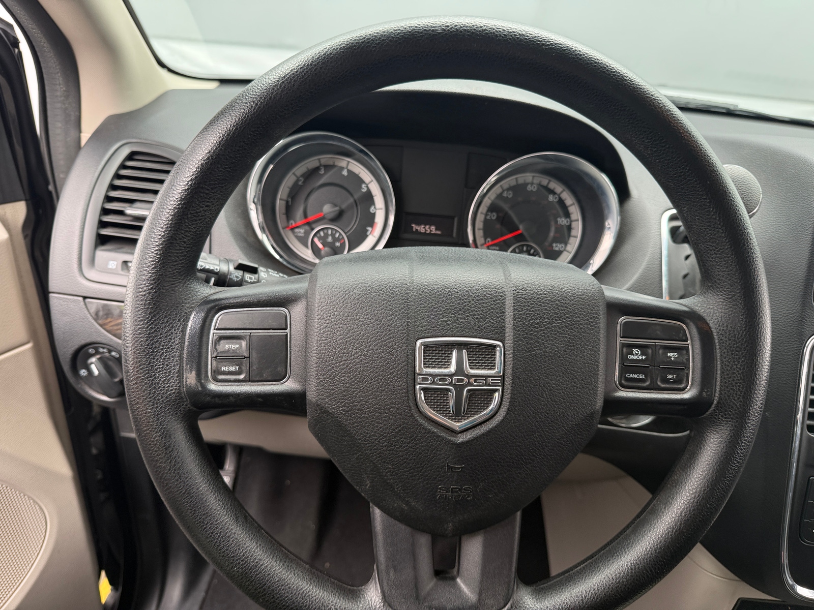 Thumbnail: 2016 Dodge Grand Caravan - 5