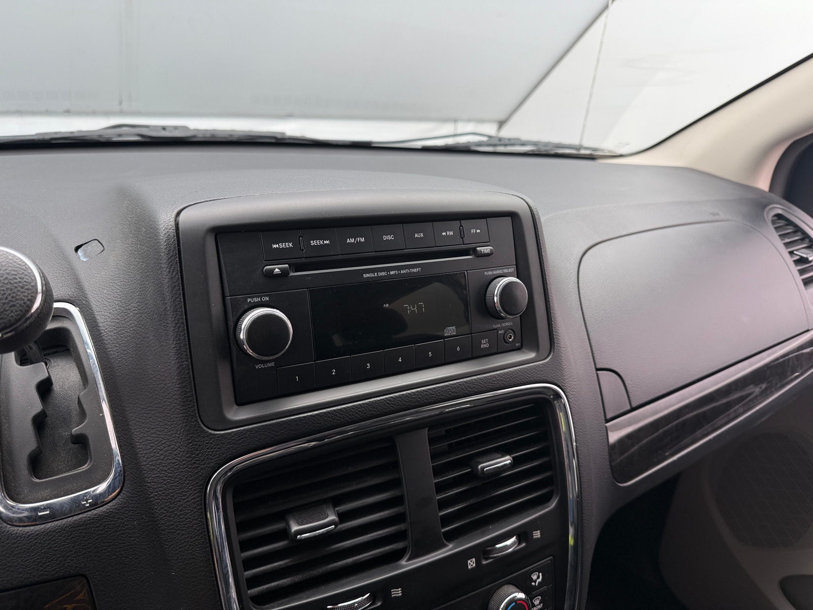 Thumbnail: 2016 Dodge Grand Caravan - 4