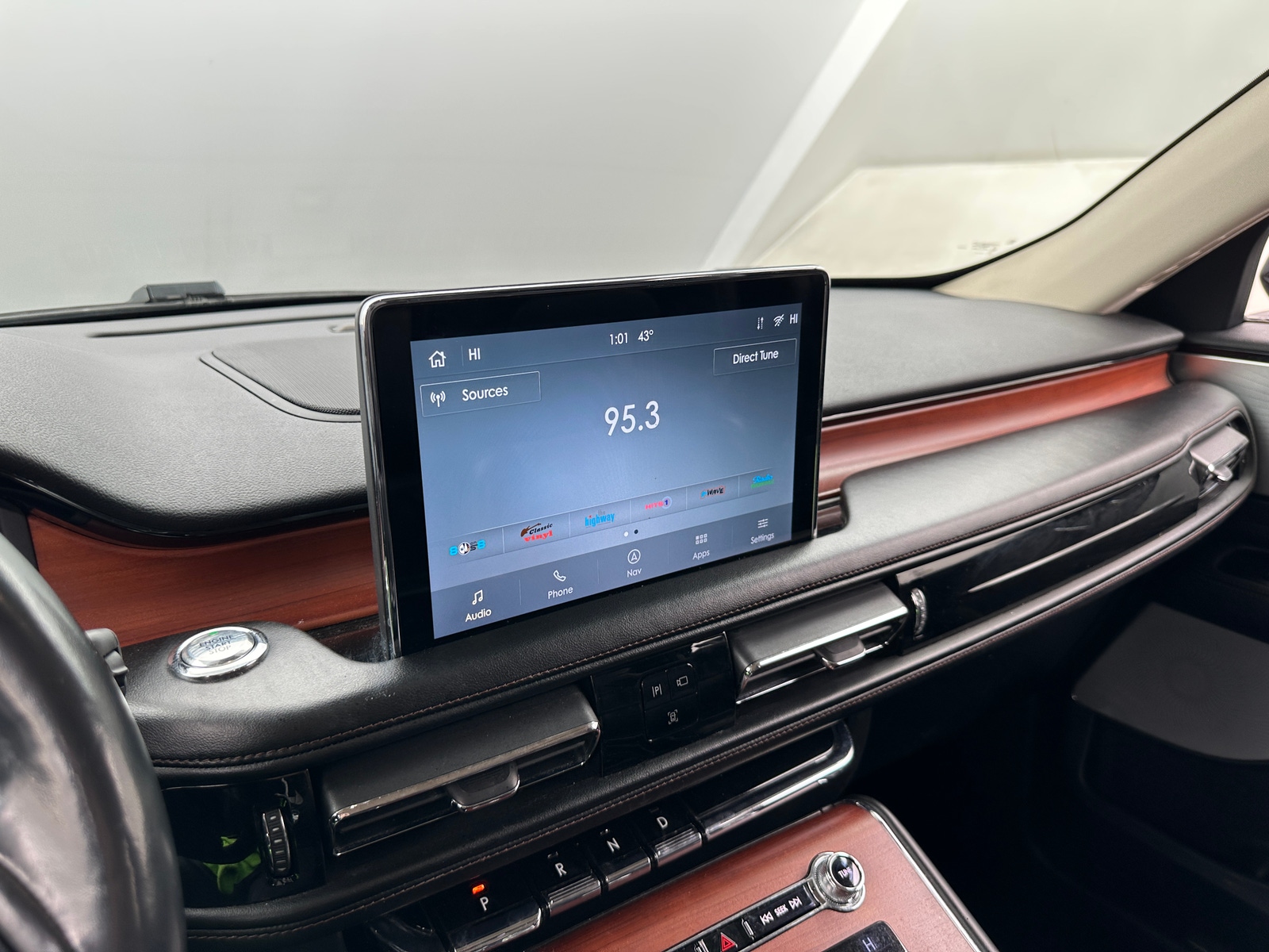 Thumbnail: 2020 Lincoln Aviator - 3