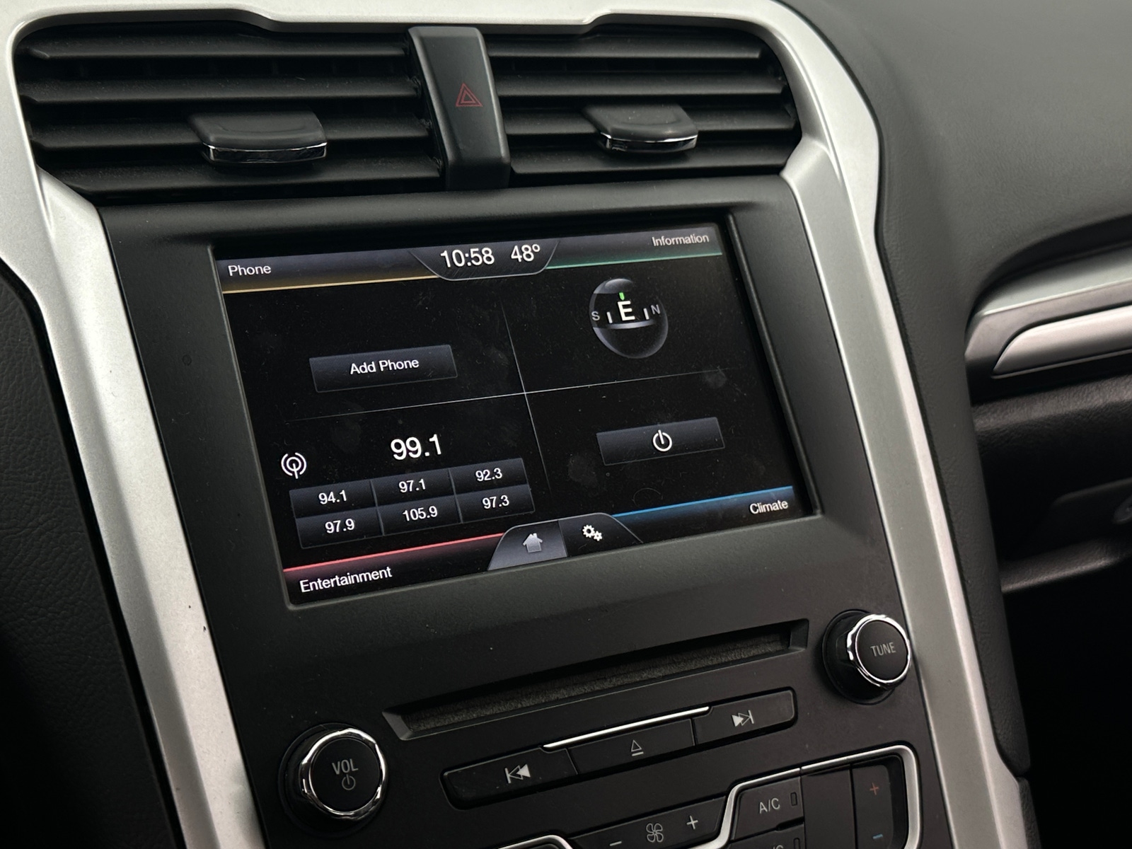 Thumbnail: 2016 Ford Fusion - 4