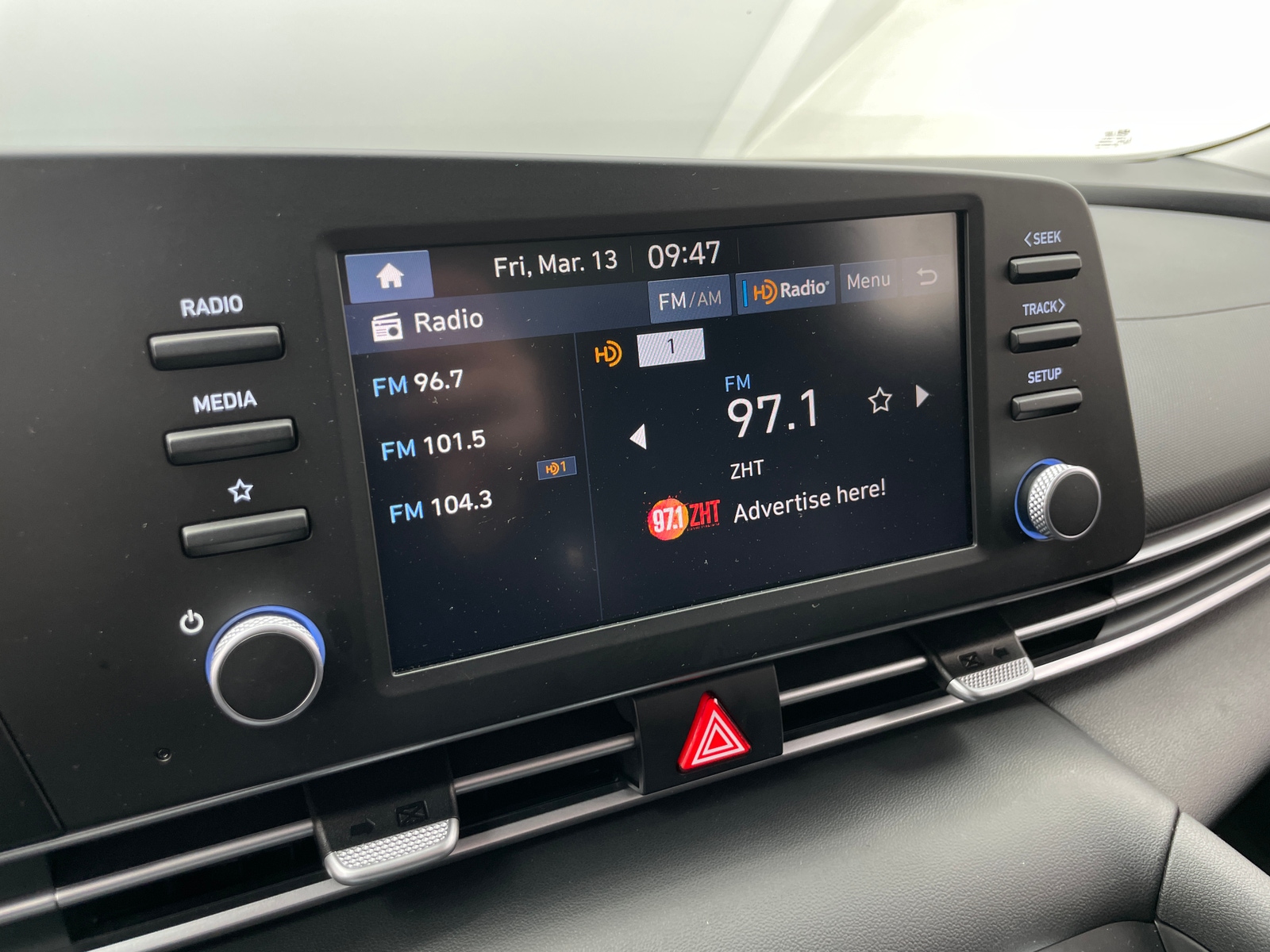 Thumbnail: 2024 Hyundai Elantra - 4