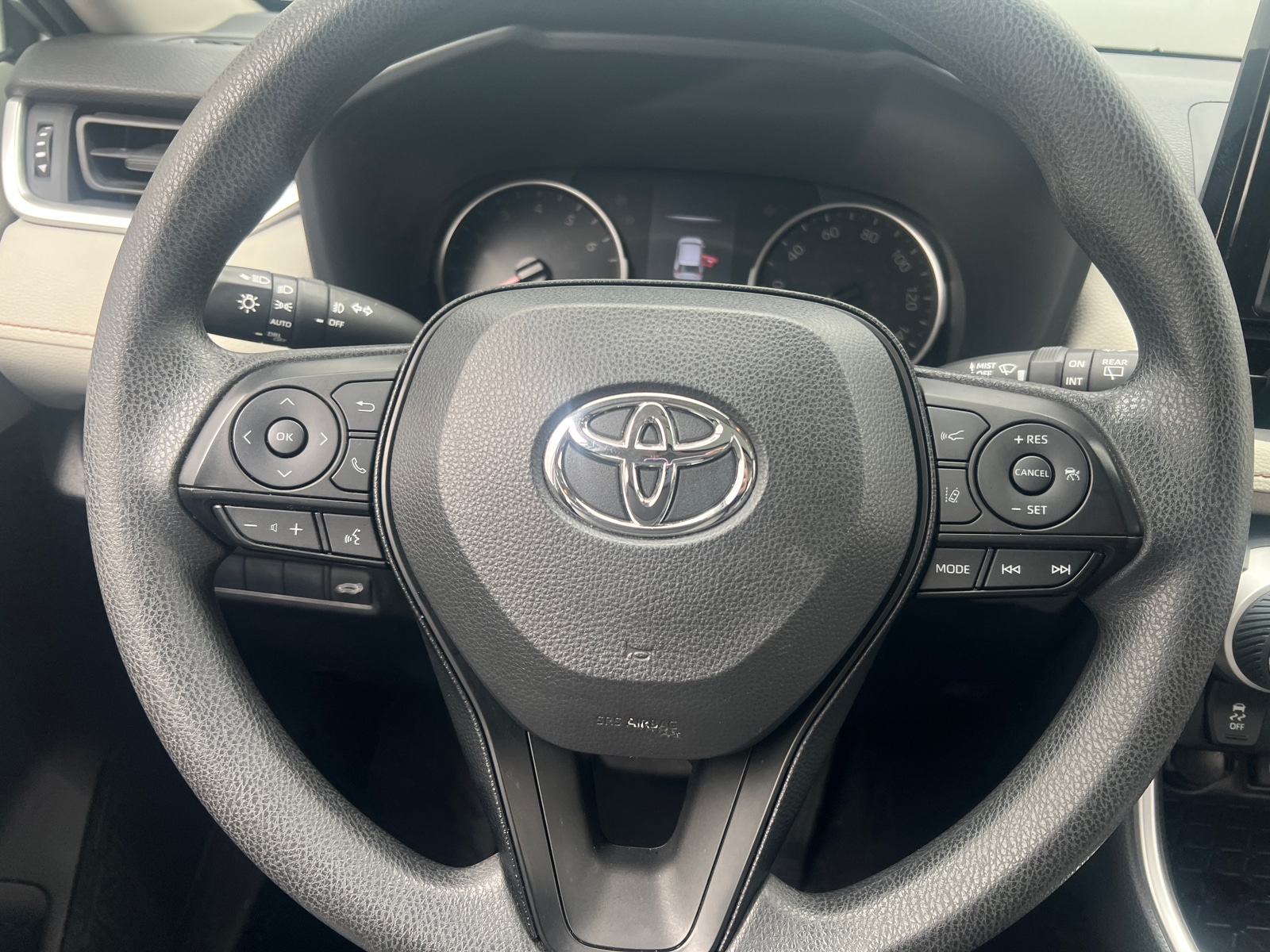 Thumbnail: 2019 Toyota RAV4 - 5