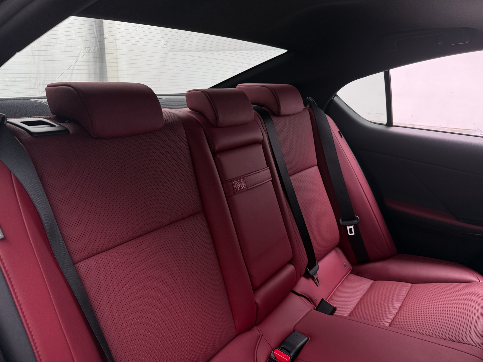 Thumbnail: 2024 Lexus IS - 5