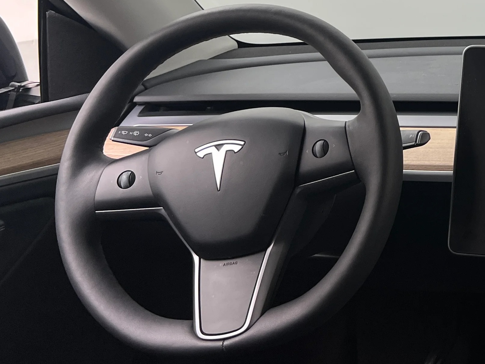 Thumbnail: 2024 Tesla Model Y - 4