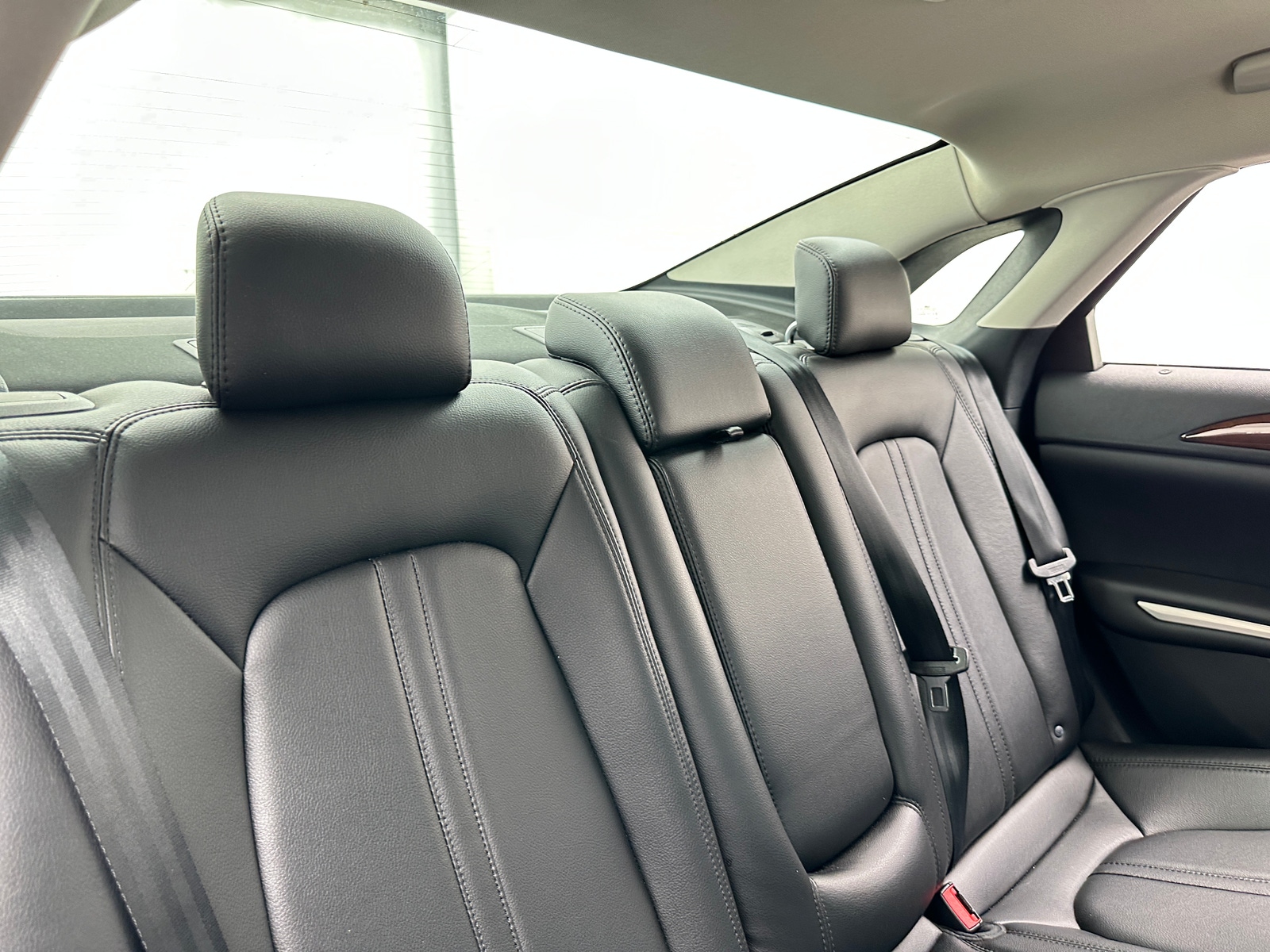 Thumbnail: 2016 Lincoln MKZ - 5