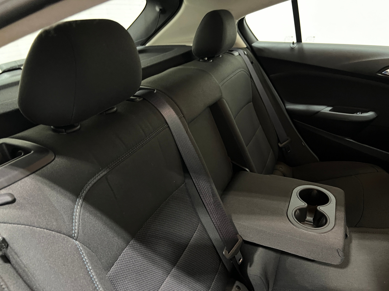 Thumbnail: 2017 Chevrolet Cruze - 6