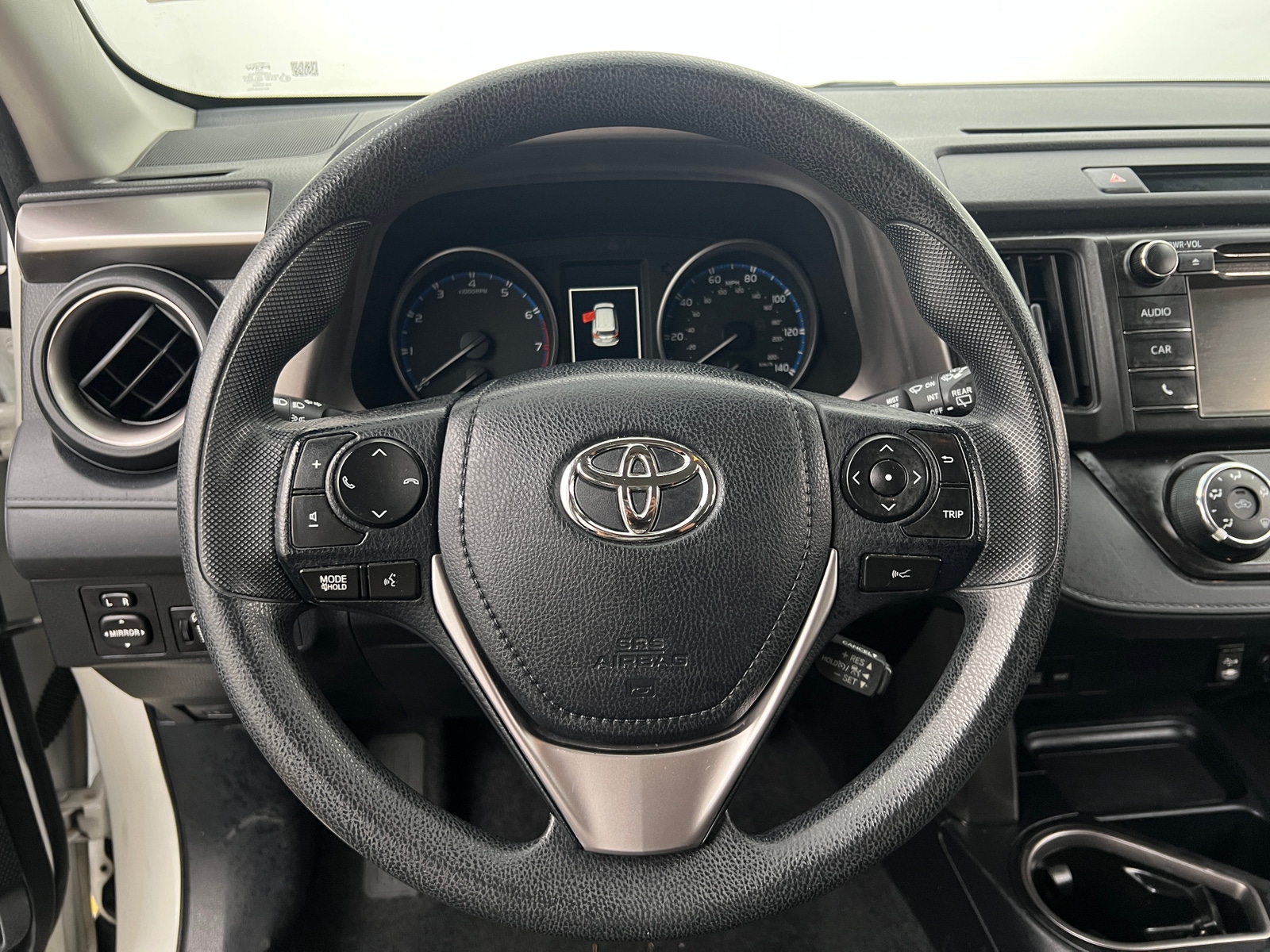 Thumbnail: 2018 Toyota RAV4 - 5