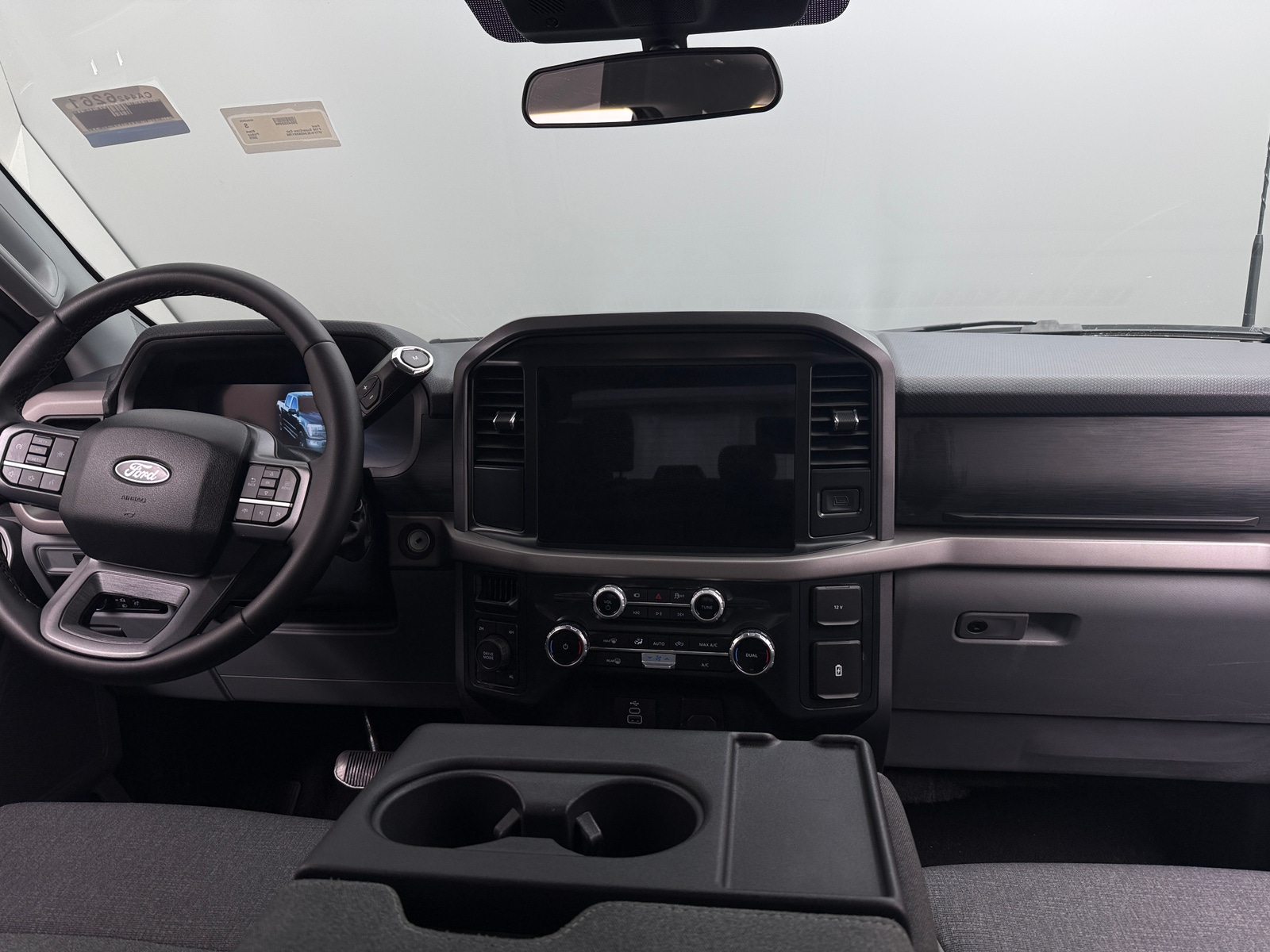 Thumbnail: 2025 Ford Econoline - 3