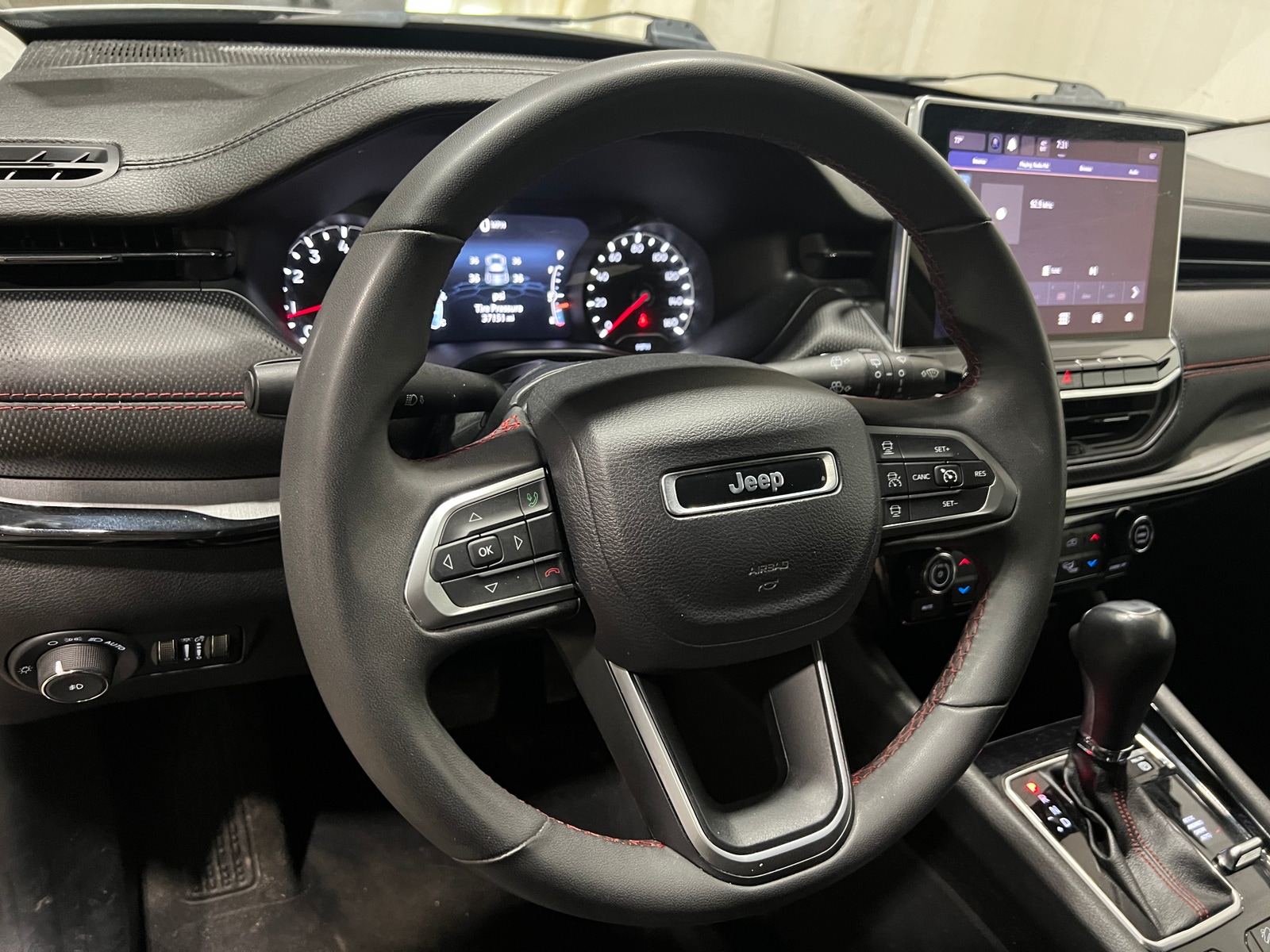 Thumbnail: 2022 Jeep Compass - 4