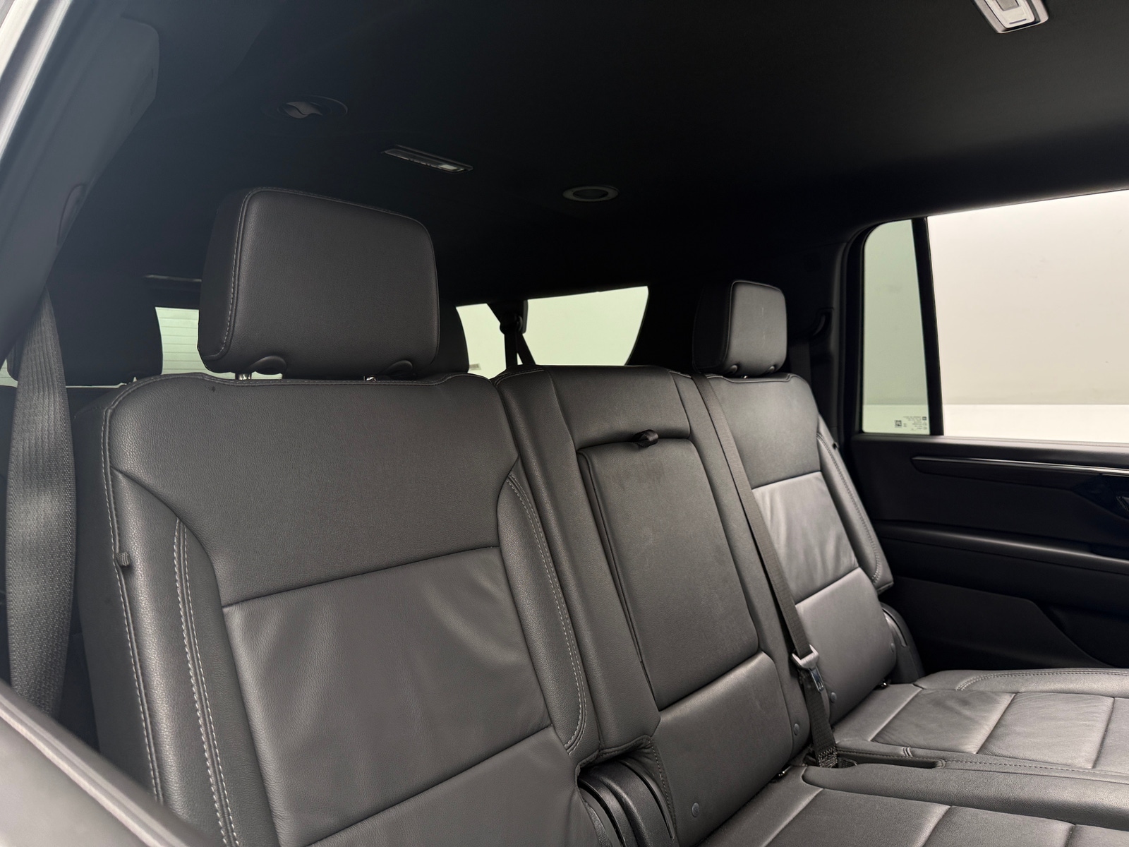 Thumbnail: 2025 Chevrolet Suburban - 5