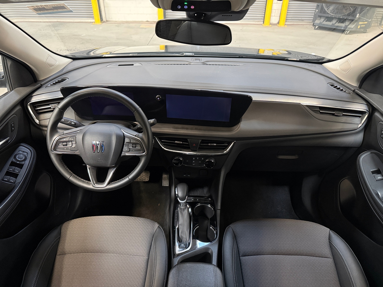 Thumbnail: 2025 Buick Encore GX - 3