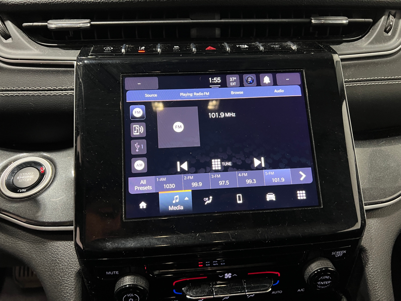 Thumbnail: 2023 Jeep Grand Cherokee - 4