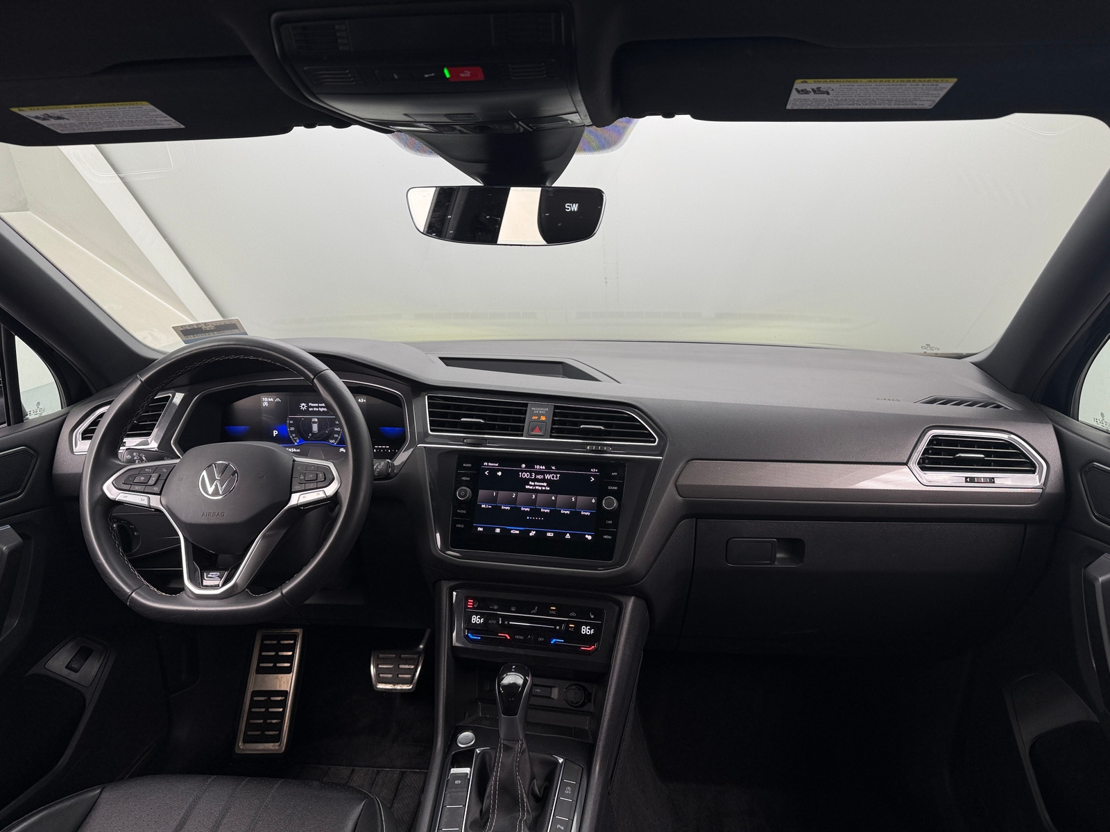 Thumbnail: 2023 Volkswagen Tiguan - 2