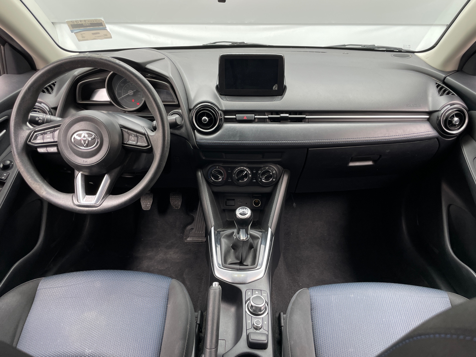 Thumbnail: 2019 Toyota Yaris - 3