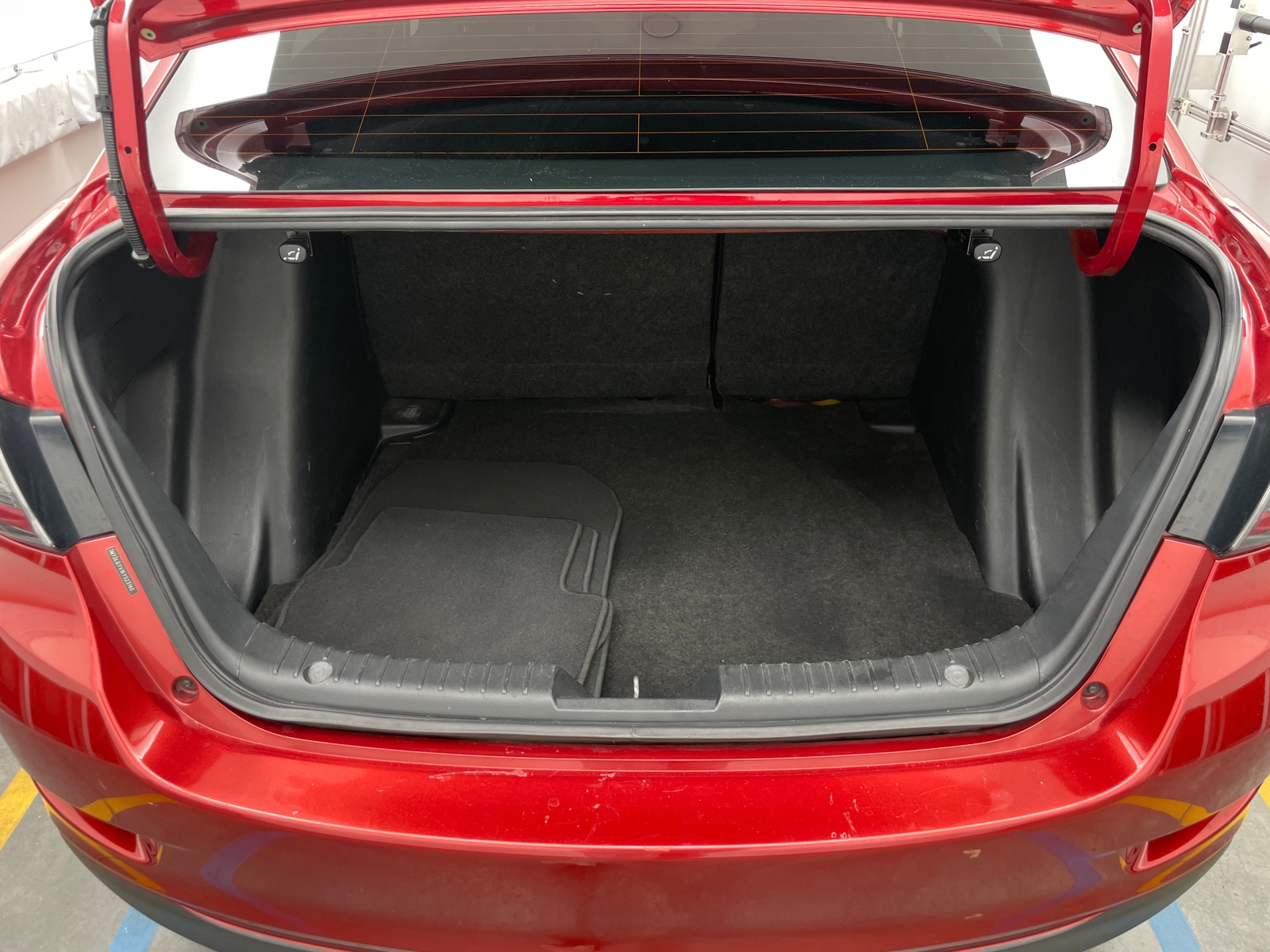 Thumbnail: 2019 Toyota Yaris - 7