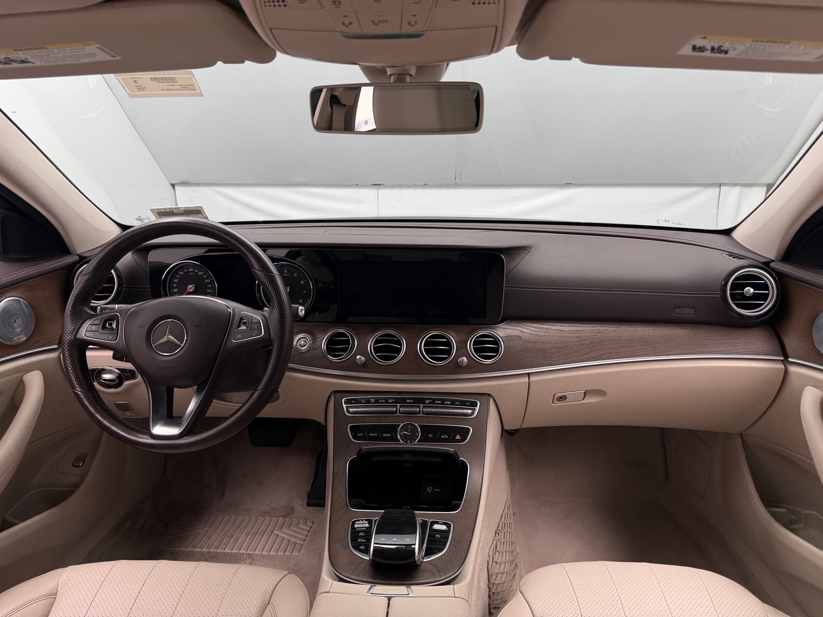 Thumbnail: 2018 Mercedes-Benz E-Class - 2