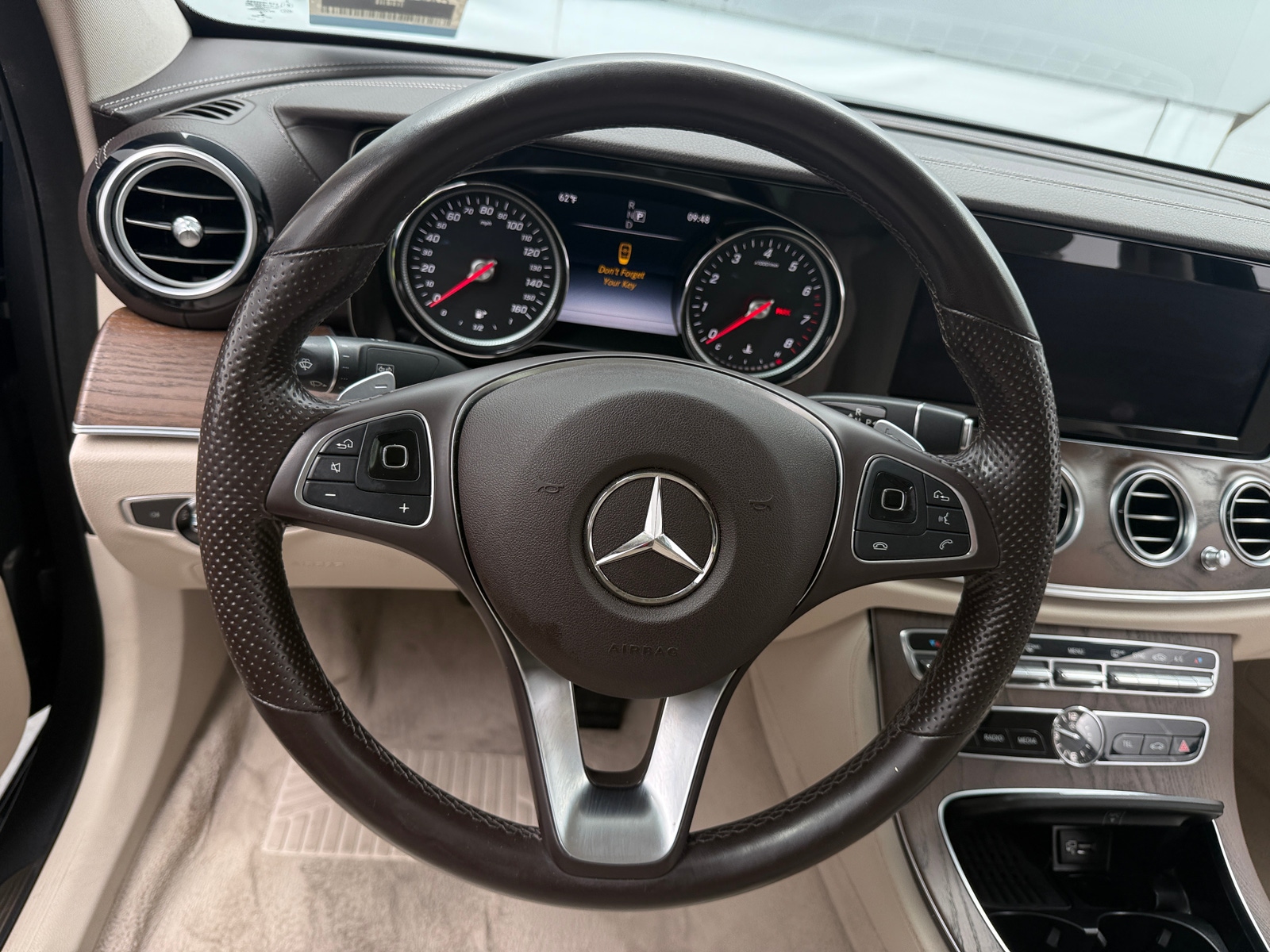 Thumbnail: 2018 Mercedes-Benz E-Class - 4