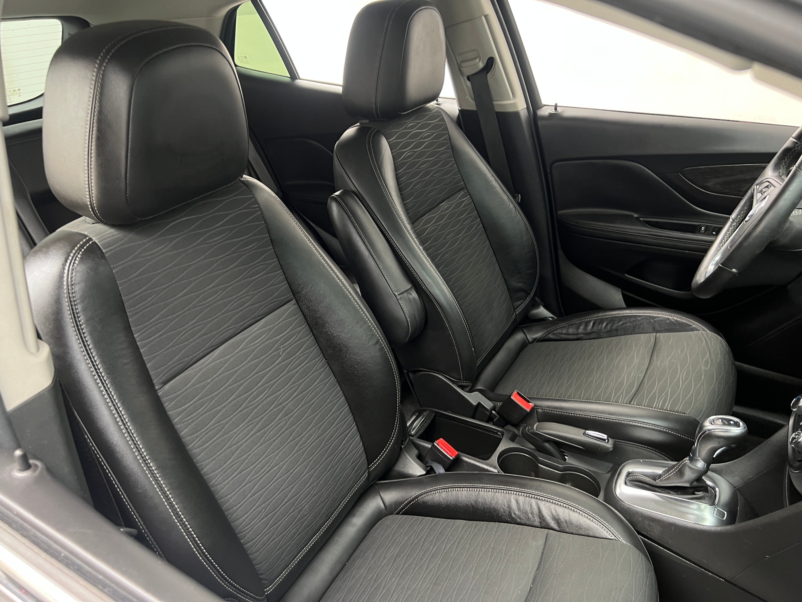 Thumbnail: 2016 Buick Encore - 2