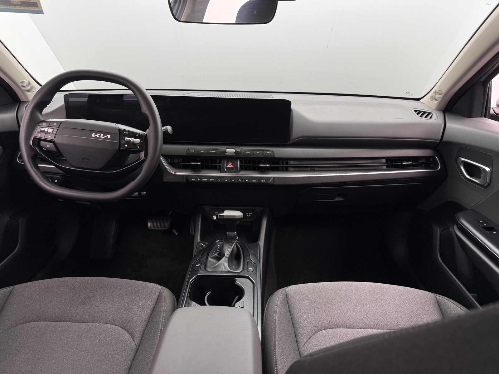 Thumbnail: 2025 Kia K4 - 3