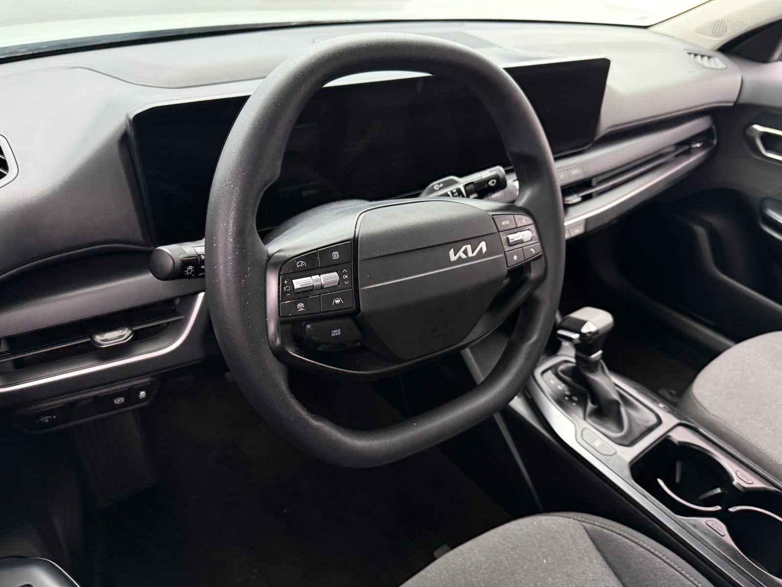 Thumbnail: 2025 Kia K4 - 5