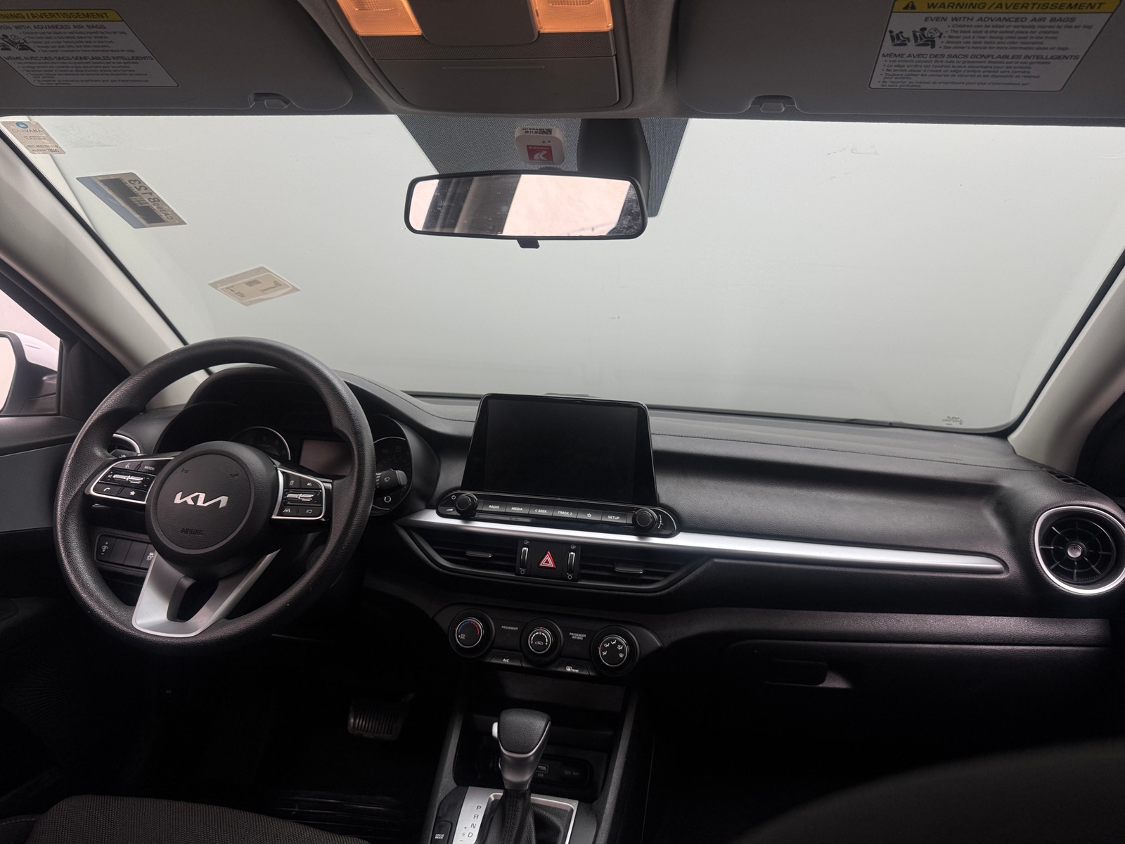 Thumbnail: 2023 Kia Forte - 3